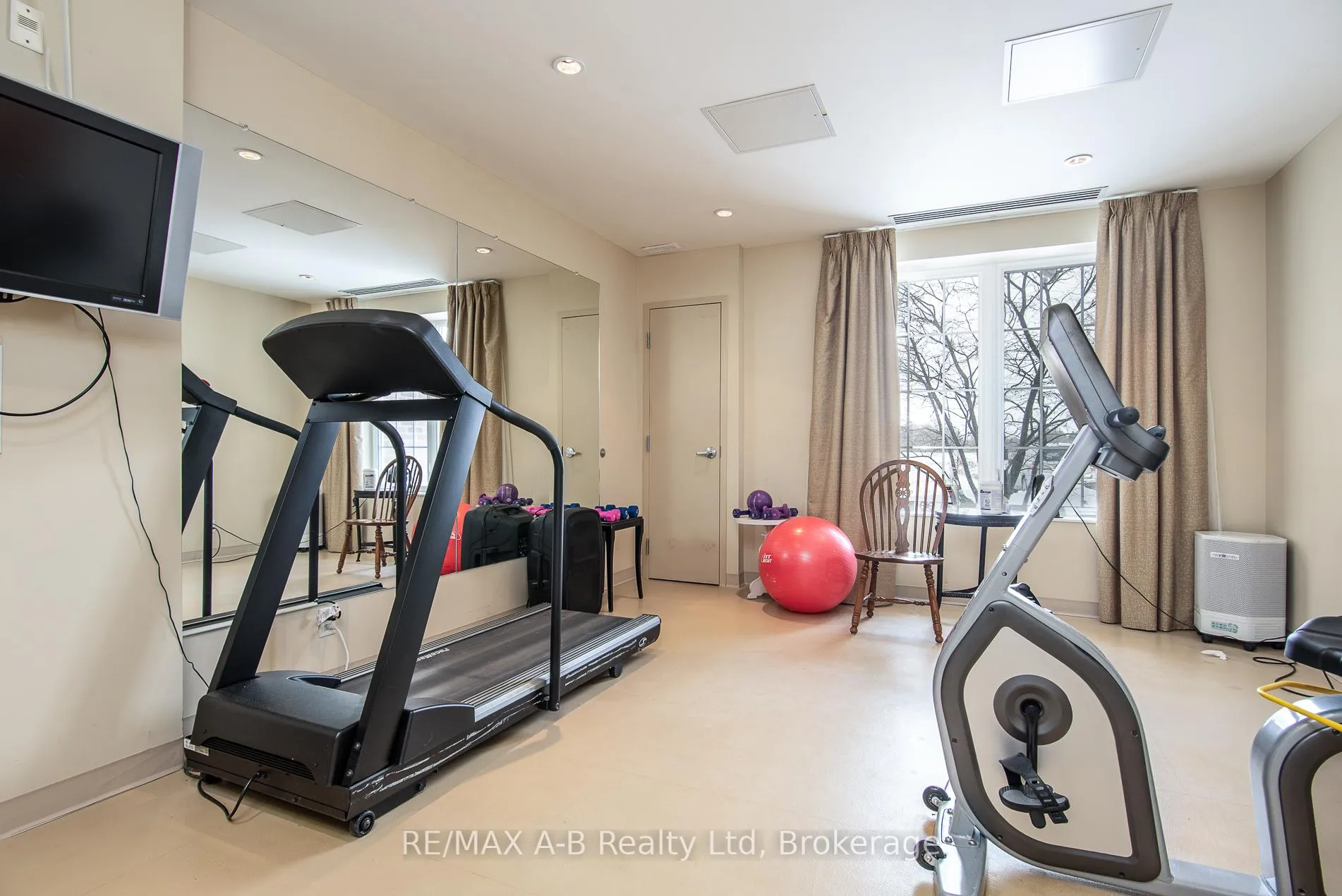 Photo 31 of Unit #432, 200 Mccarthy Road, Stratford — HOMEH