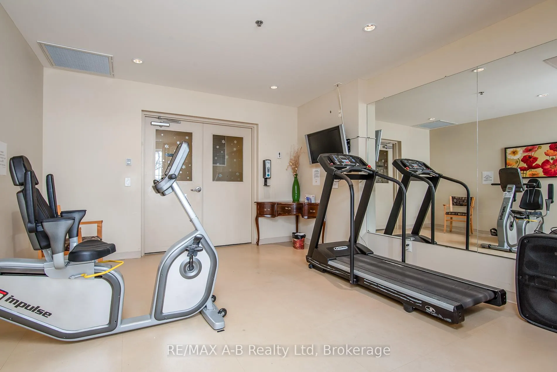 Photo 32 of Unit #432, 200 Mccarthy Road, Stratford — HOMEH