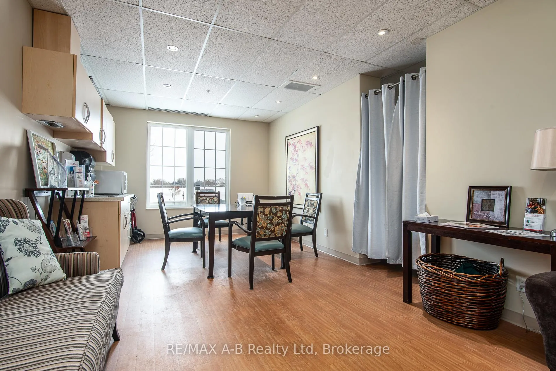 Photo 34 of Unit #432, 200 Mccarthy Road, Stratford — HOMEH