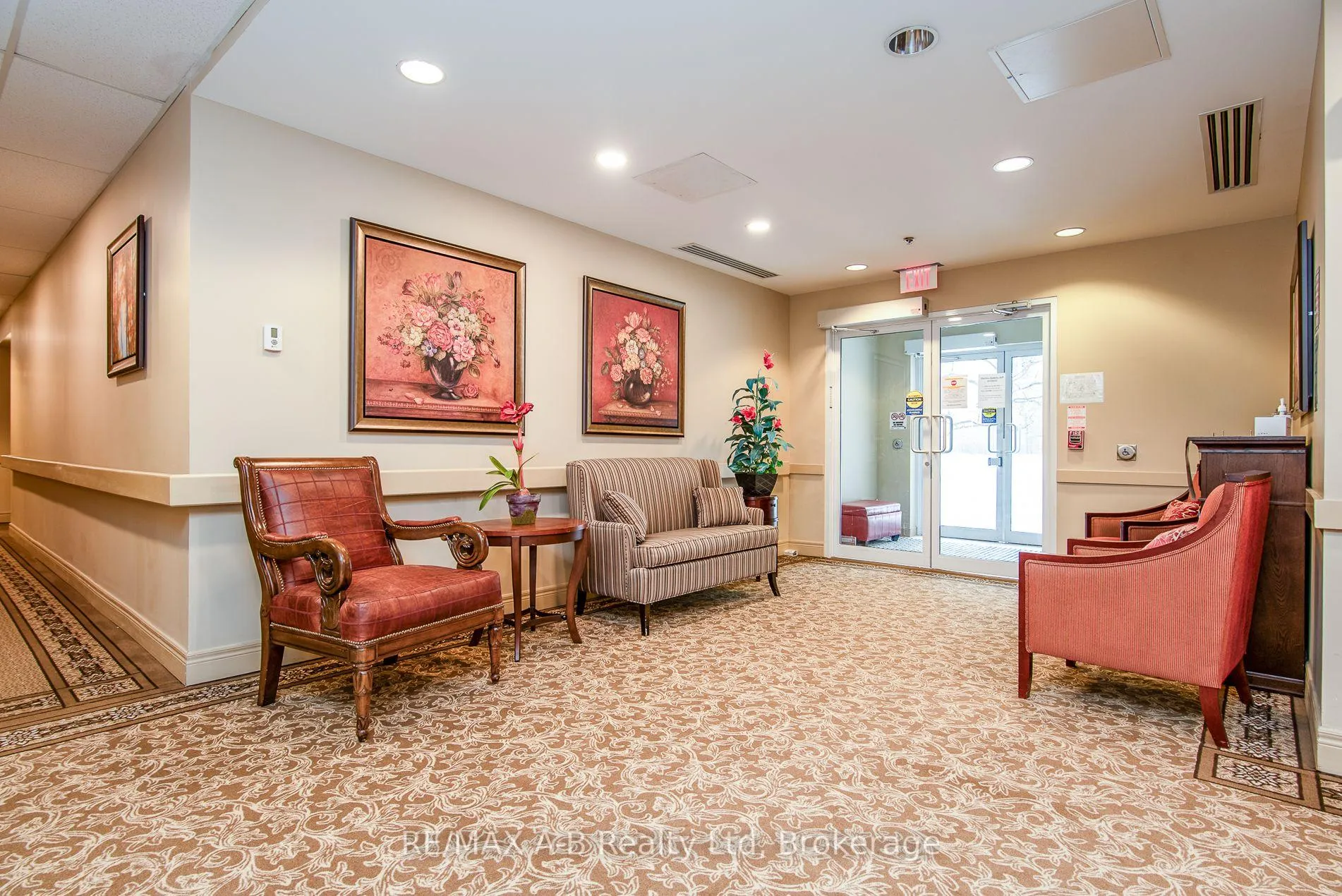 Photo 40 of Unit #432, 200 Mccarthy Road, Stratford — HOMEH