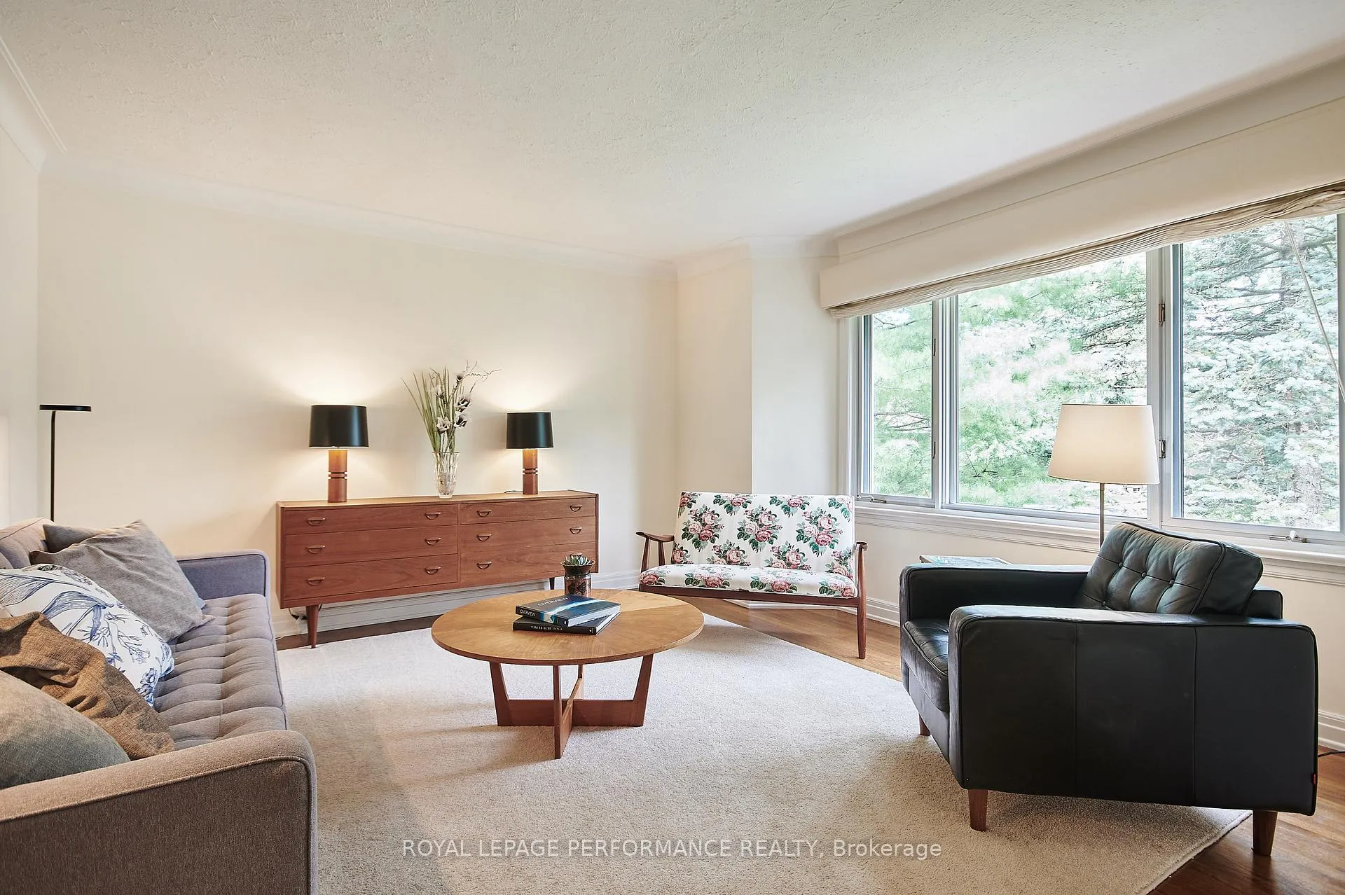 Photo 5 of 364 Cunningham Avenue, Ottawa, Alta Vista/Faircrest Heights — HOMEH