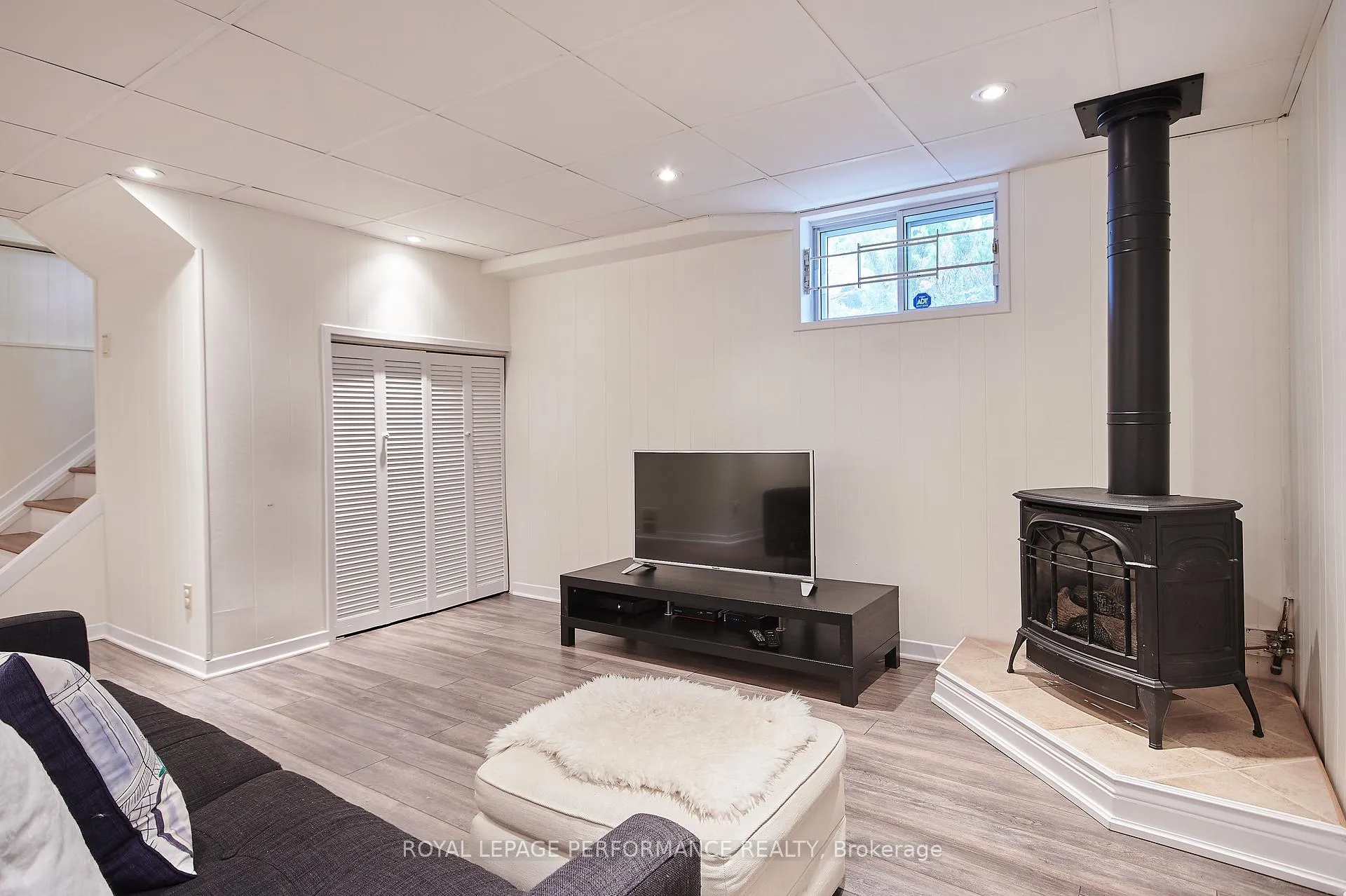 Photo 22 of 364 Cunningham Avenue, Ottawa, Alta Vista/Faircrest Heights — HOMEH