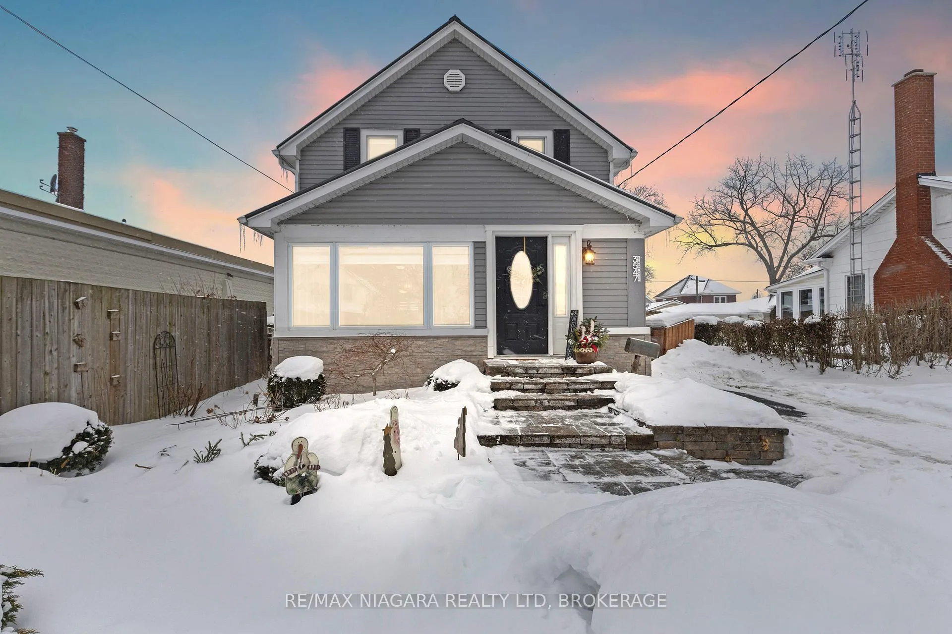 Photo 1 of 3547 Strang Drive, Niagara Falls, Chippawa — HOMEH