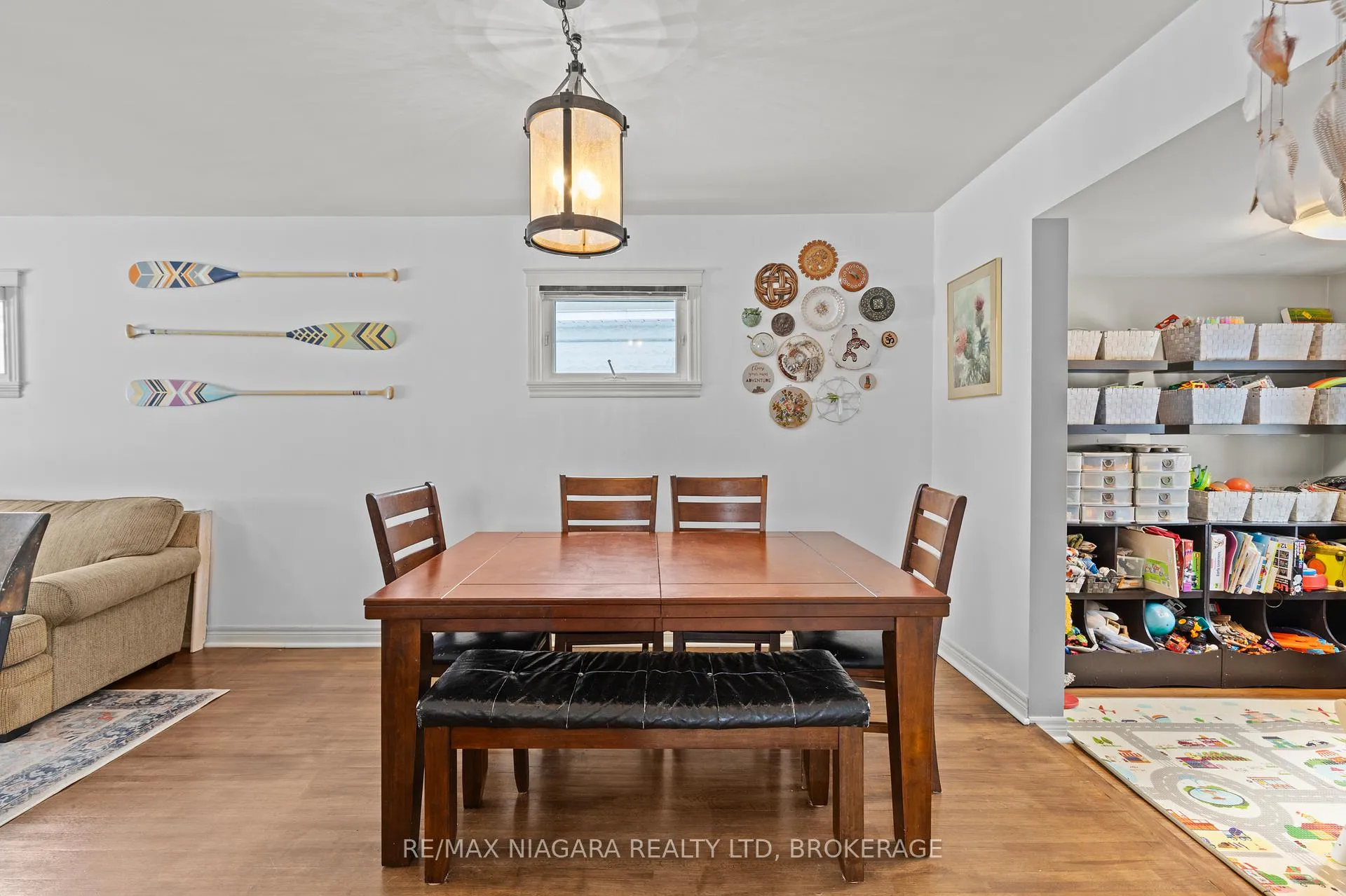 Photo 15 of 3547 Strang Drive, Niagara Falls, Chippawa — HOMEH