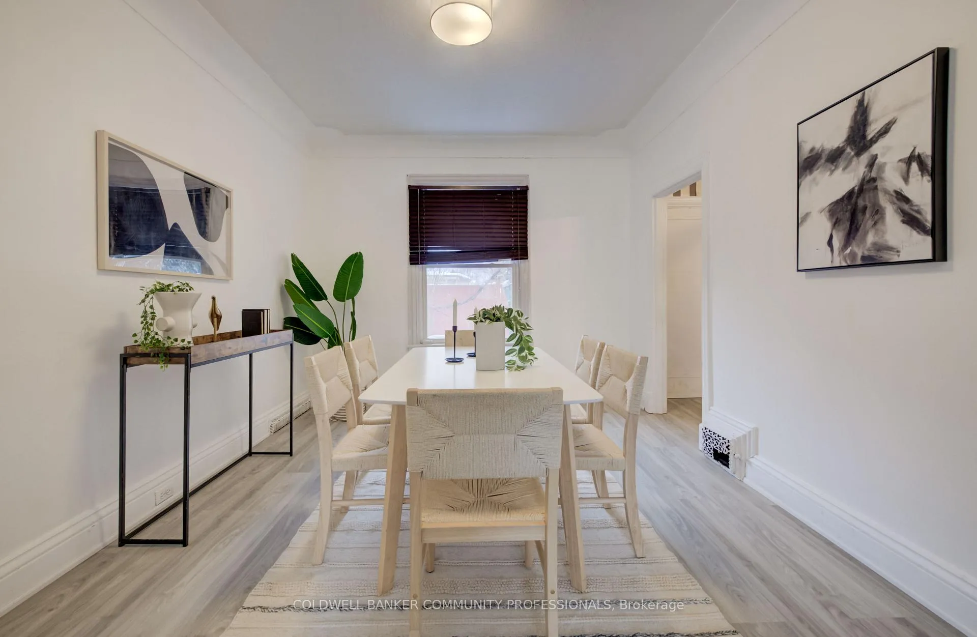 Photo 10 of 83 Sanford Avenue N, Hamilton, Gibson — HOMEH