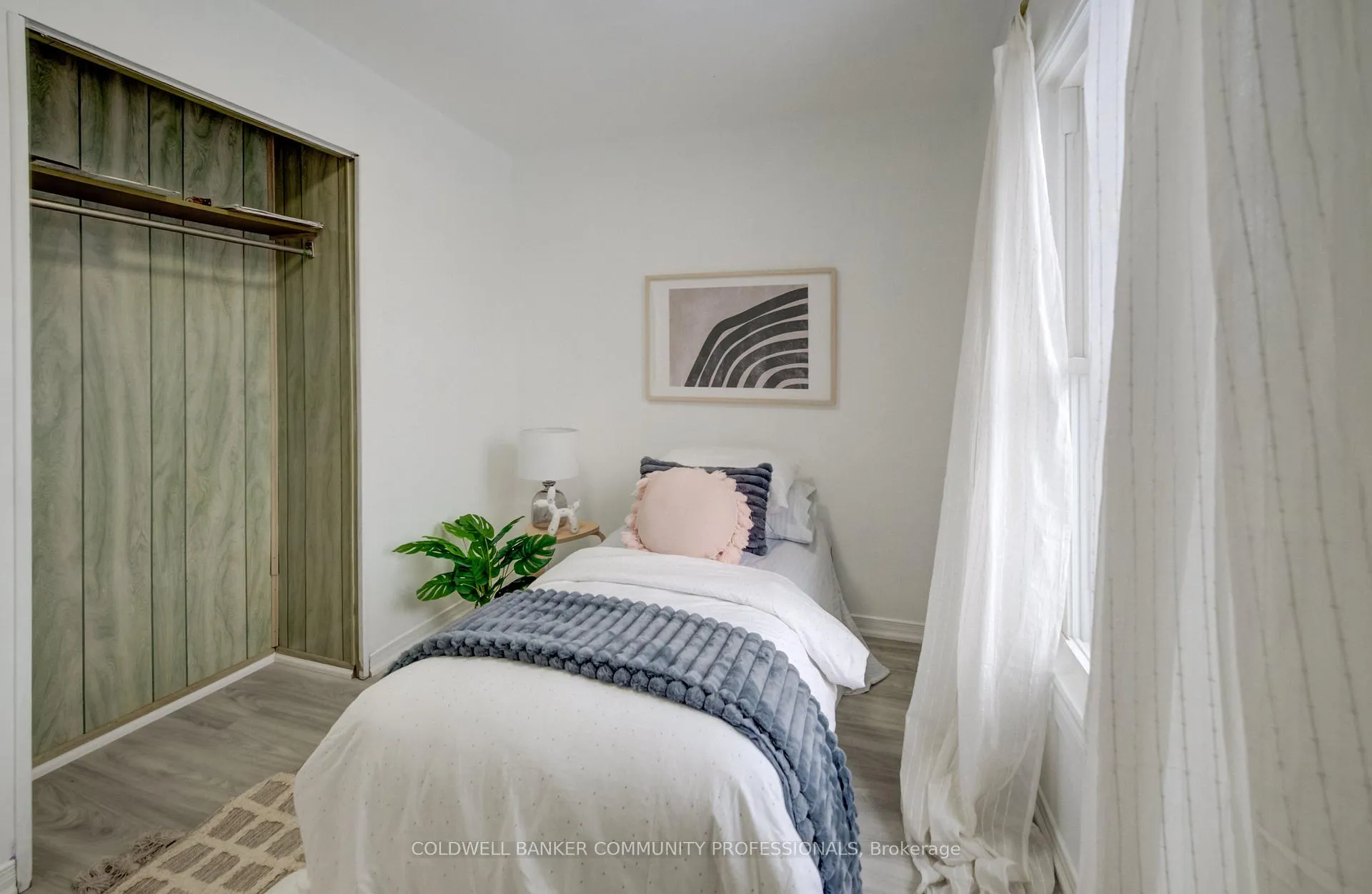 Photo 24 of 83 Sanford Avenue N, Hamilton, Gibson — HOMEH