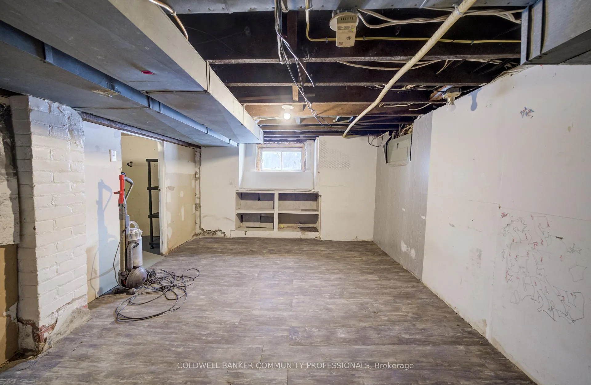 Photo 29 of 83 Sanford Avenue N, Hamilton, Gibson — HOMEH