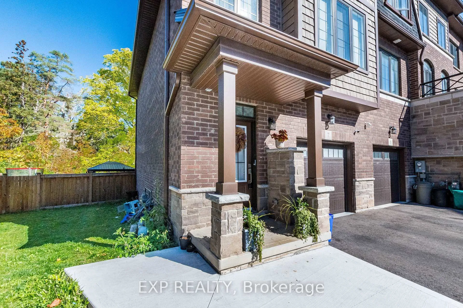 Photo 2 of Unit 7, 445 Ontario Street S, Milton, Timberlea — HOMEH