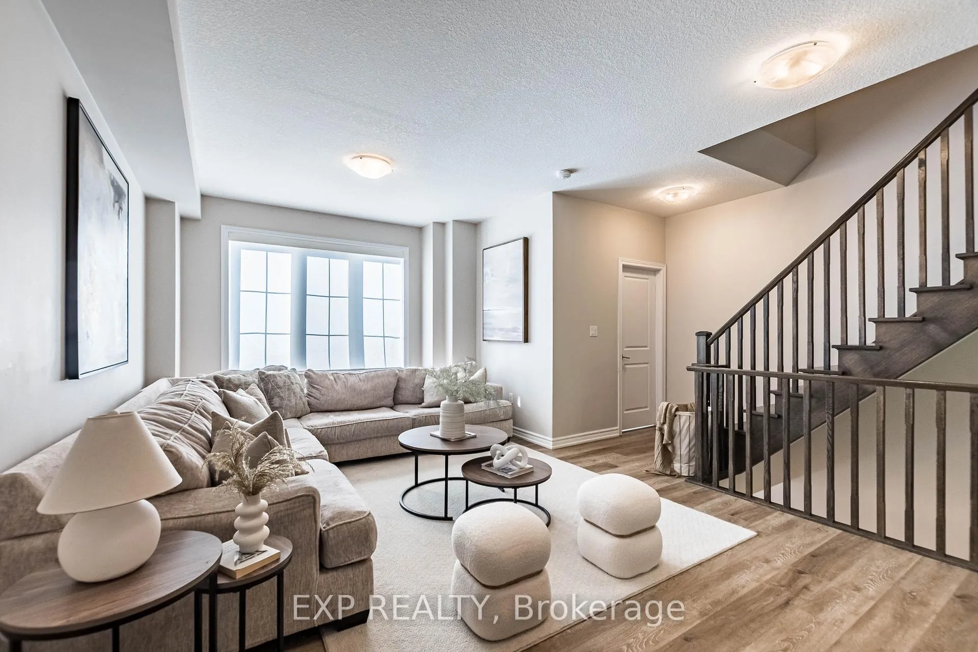 Photo 11 of Unit 7, 445 Ontario Street S, Milton, Timberlea — HOMEH