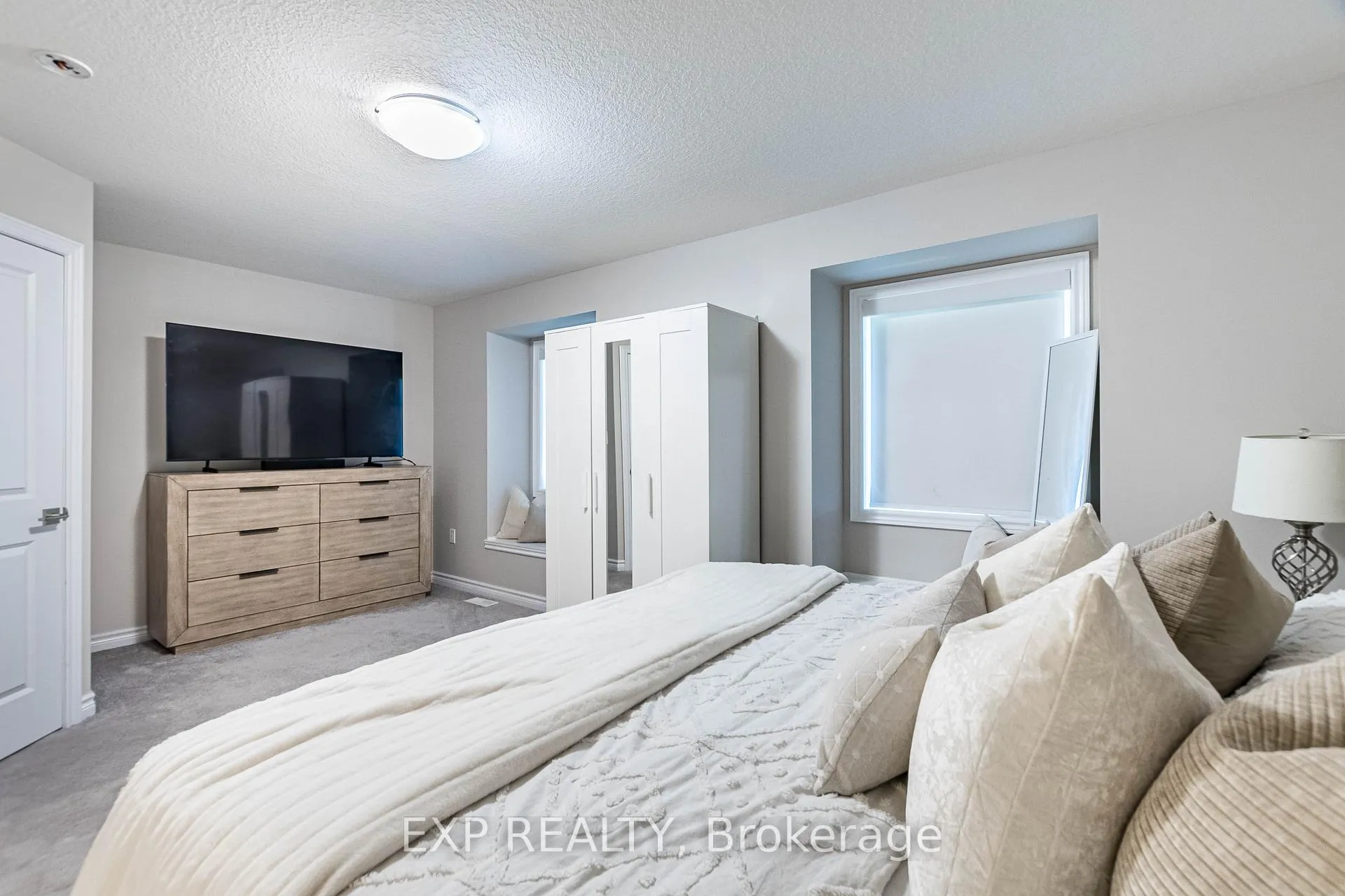 Photo 30 of Unit 7, 445 Ontario Street S, Milton, Timberlea — HOMEH