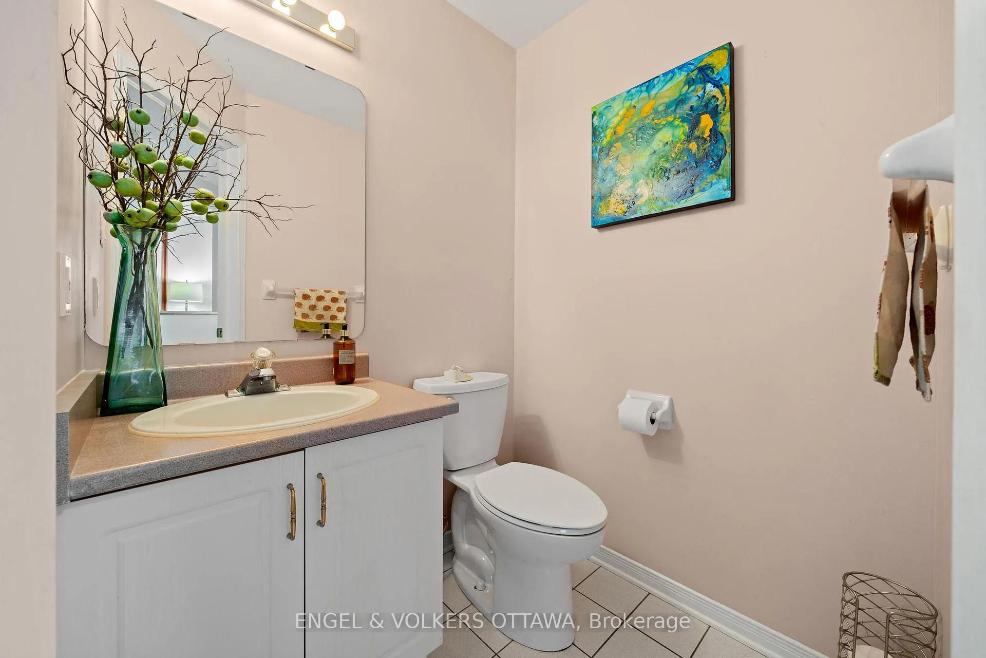 Photo 12 of 126 Whalings Circle, Ottawa, Stittsville (Central) — HOMEH