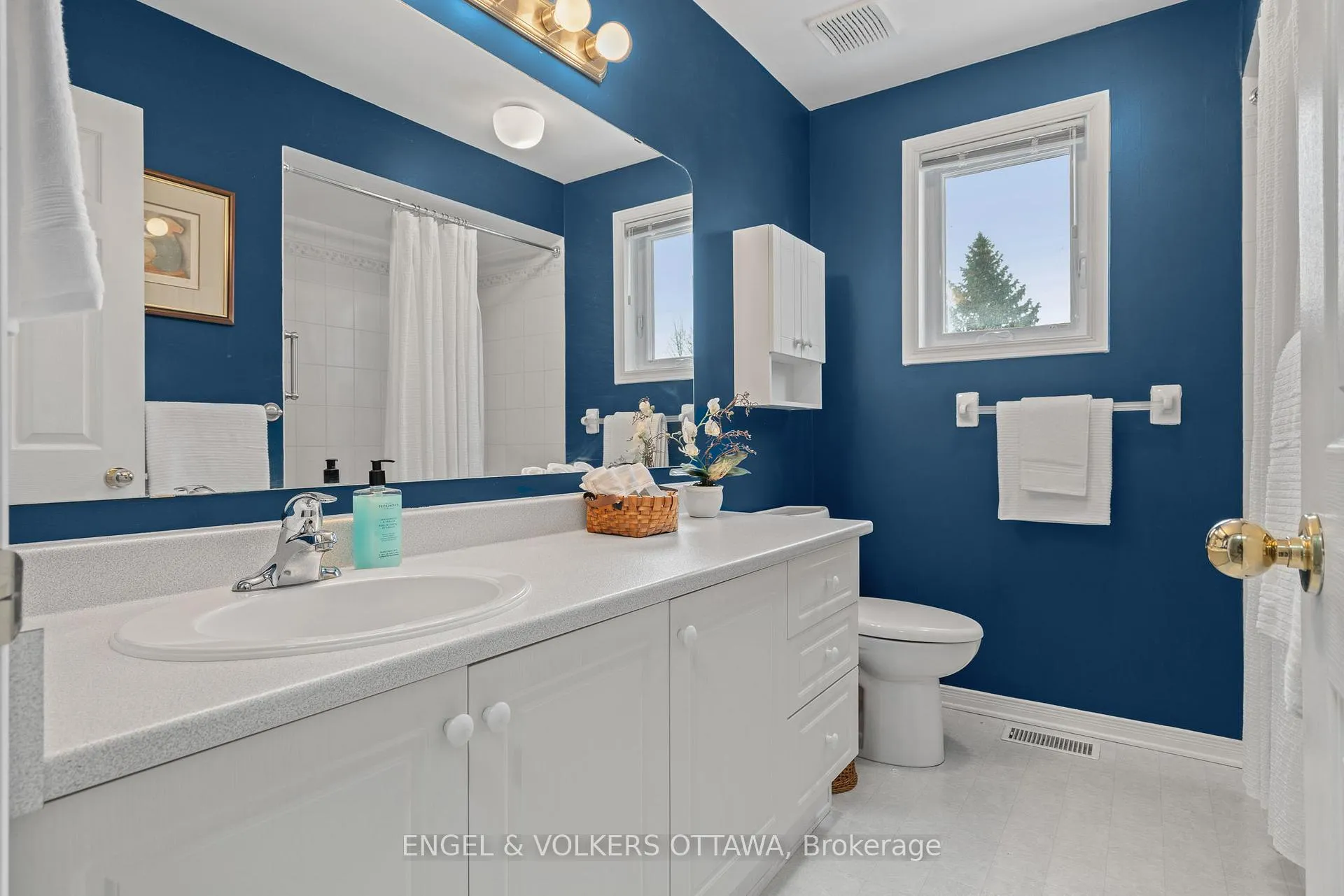 Photo 16 of 126 Whalings Circle, Ottawa, Stittsville (Central) — HOMEH