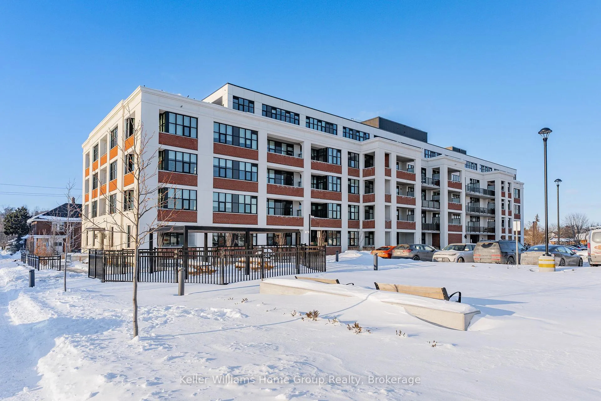 Photo 3 of Unit 108, 120 Huron Street, Guelph, St. Patrick's Ward — HOMEH