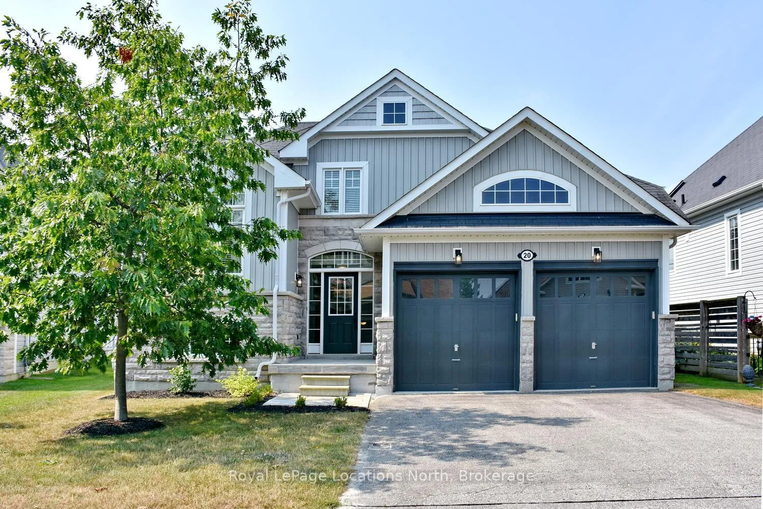 Photo 1 of 20 Leeward Circle, Wasaga Beach — HOMEH