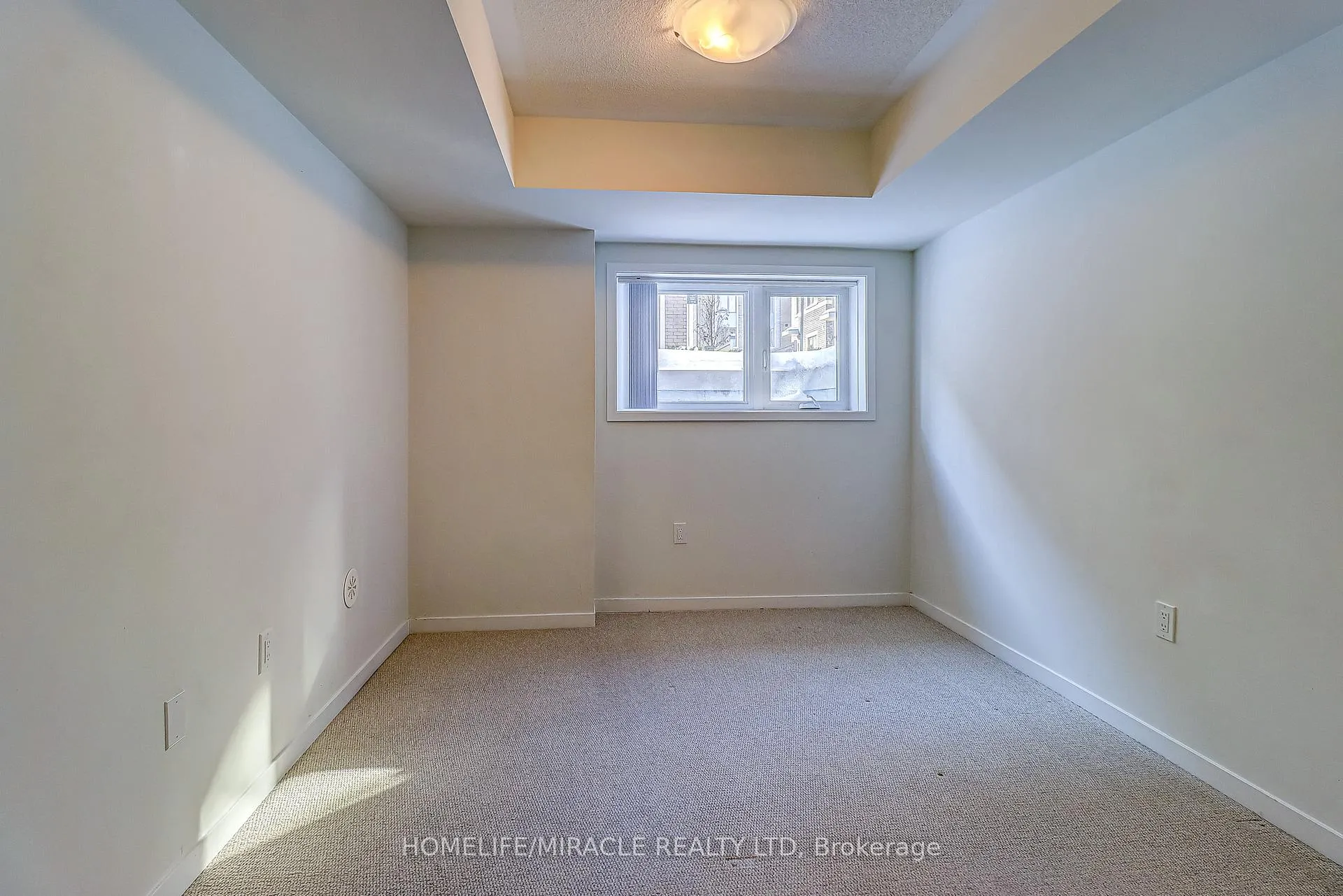 Photo 14 of Unit 185, 141 Honeycrisp Crescent, Vaughan, Vaughan Corporate Centre — HOMEH
