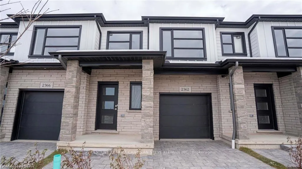 Photo of Unit 17, 2700 Buroak Drive