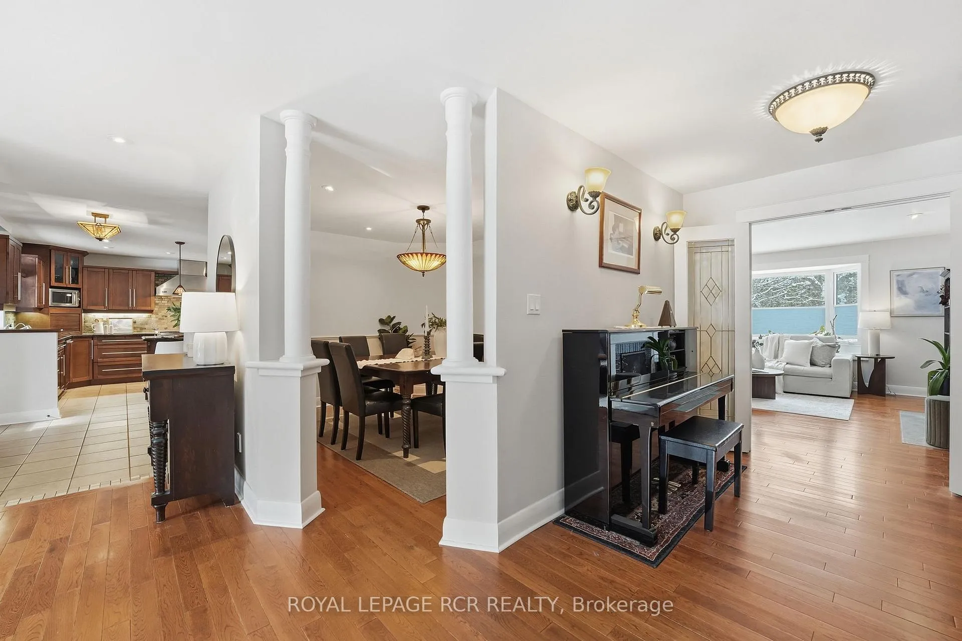 Photo 10 of 117 Tyler Street, Aurora, Aurora Village — HOMEH