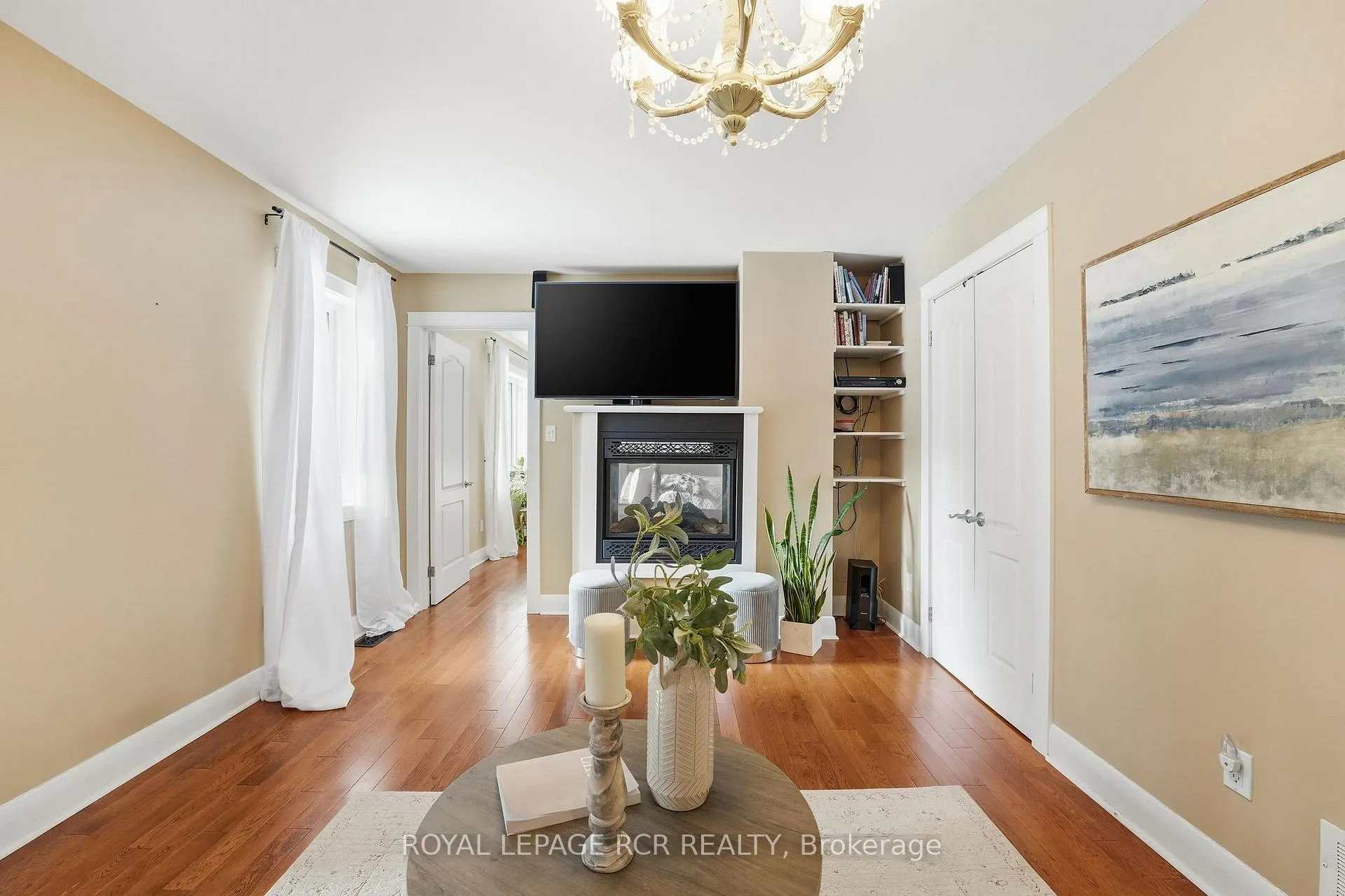 Photo 25 of 117 Tyler Street, Aurora, Aurora Village — HOMEH