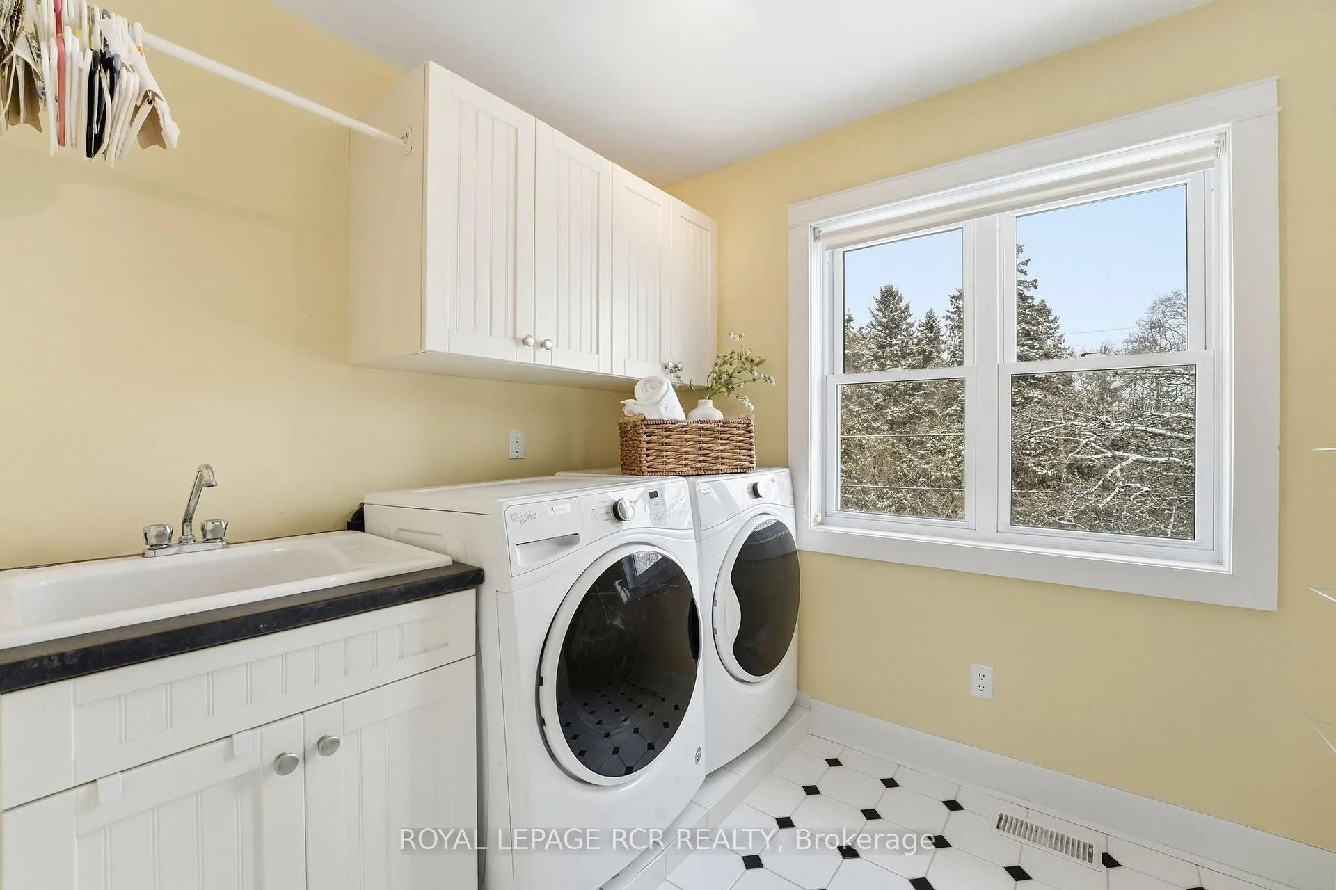 Photo 29 of 117 Tyler Street, Aurora, Aurora Village — HOMEH
