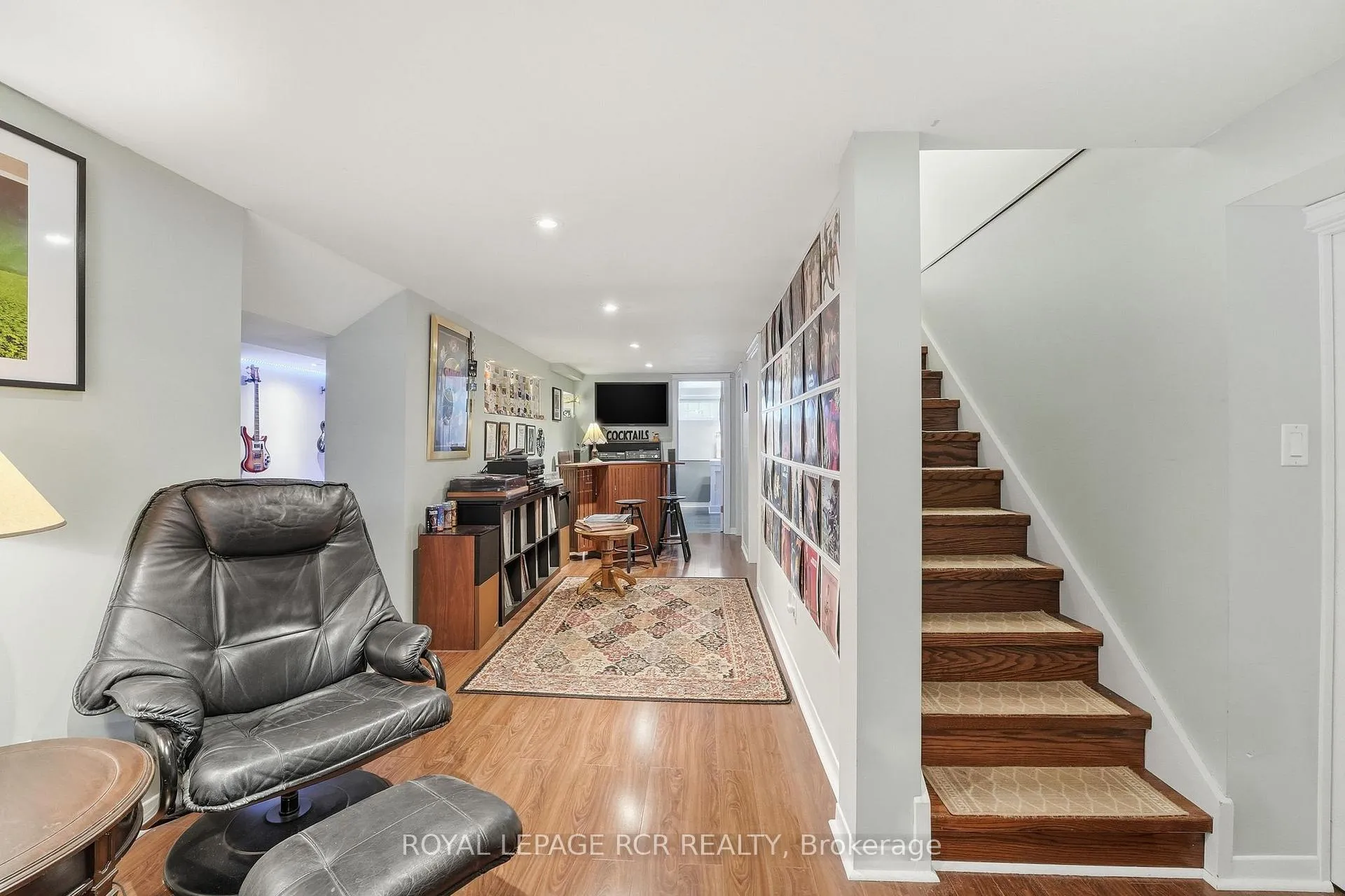 Photo 33 of 117 Tyler Street, Aurora, Aurora Village — HOMEH