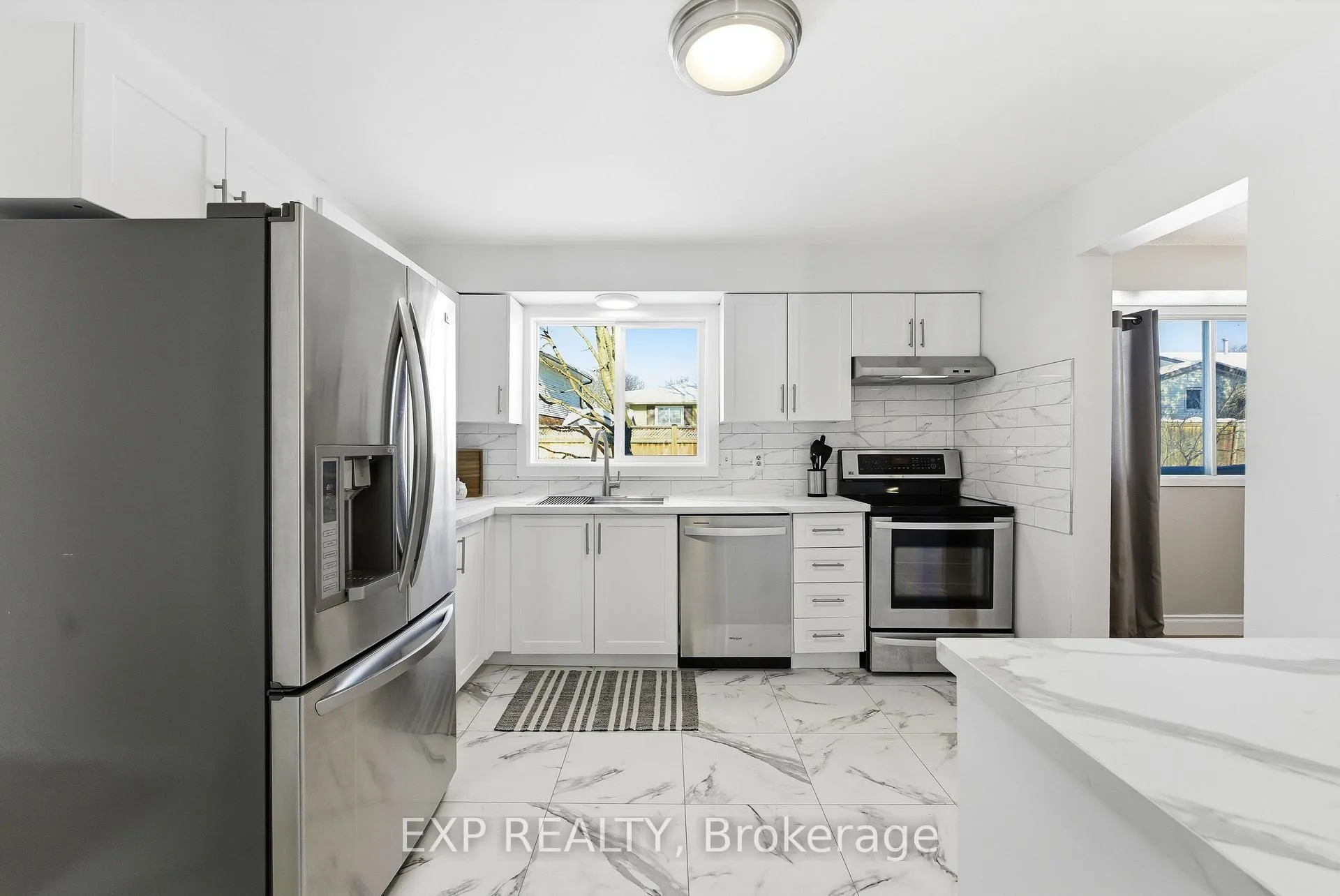 Photo 5 of 27 Morris Drive, Belleville, Belleville Ward — HOMEH