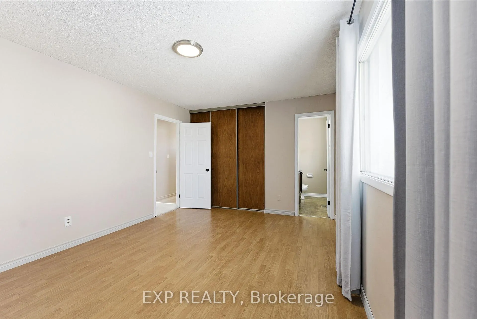 Photo 12 of 27 Morris Drive, Belleville, Belleville Ward — HOMEH