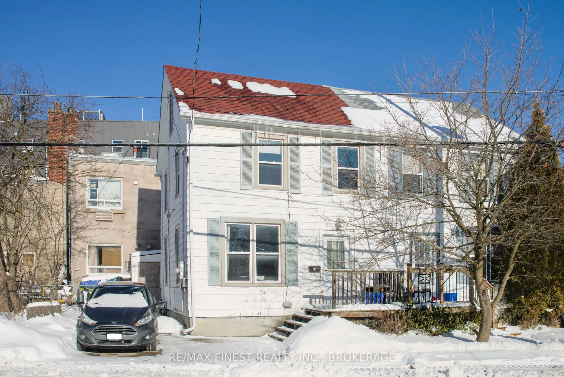 Front of 43 Durham Street