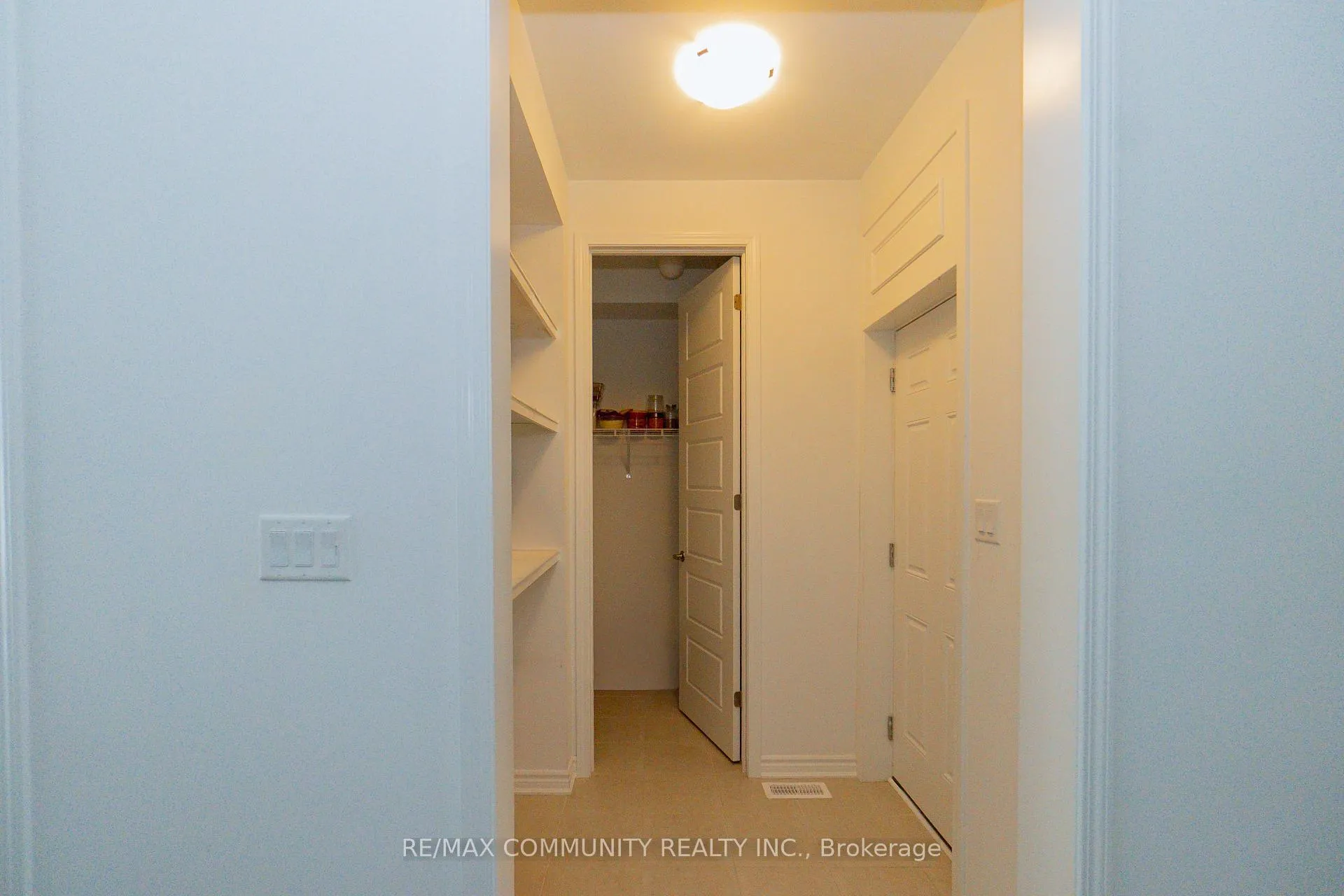 Photo 16 of 3094 Sideline 16, Pickering, Rural Pickering — HOMEH