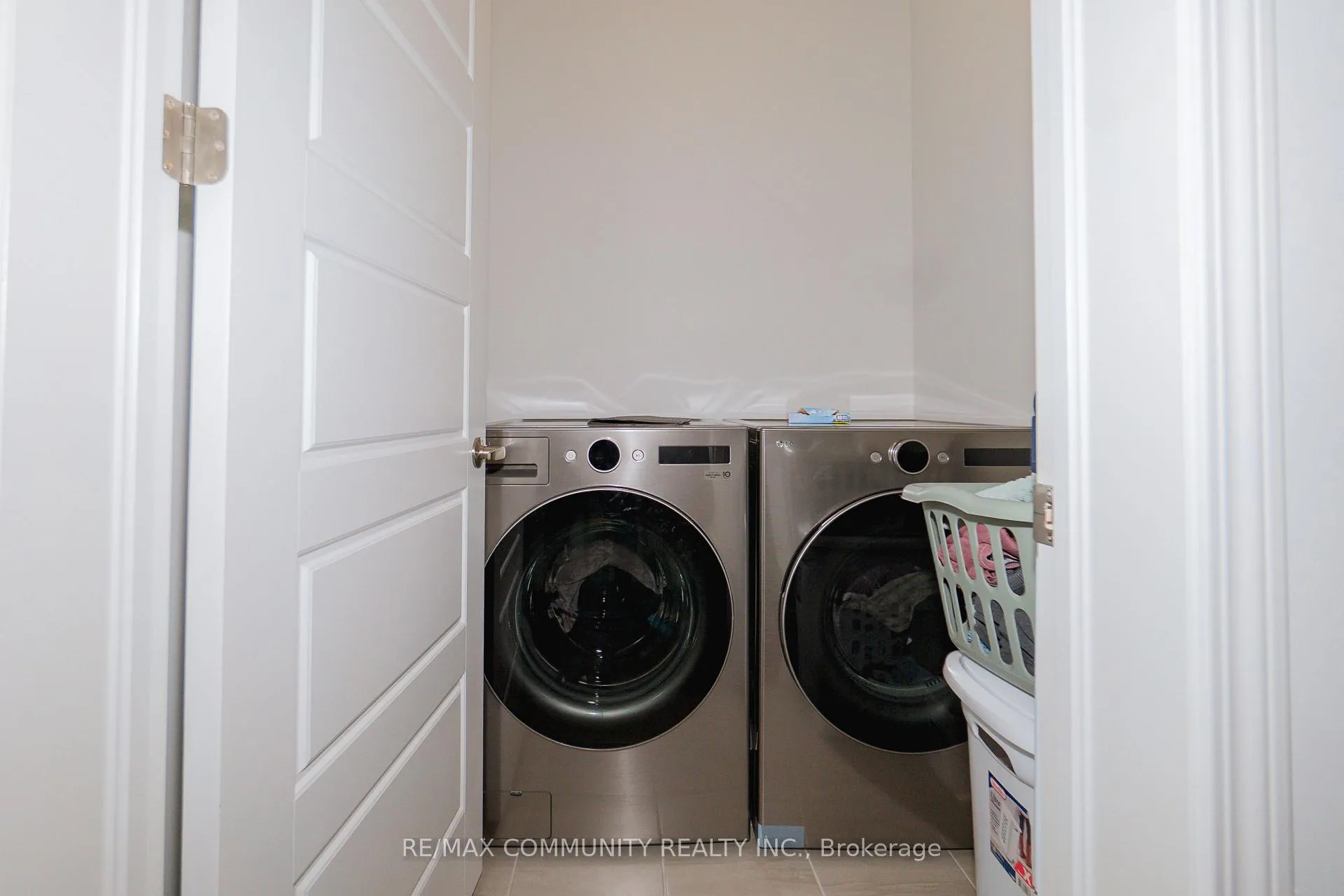 Photo 19 of 3094 Sideline 16, Pickering, Rural Pickering — HOMEH