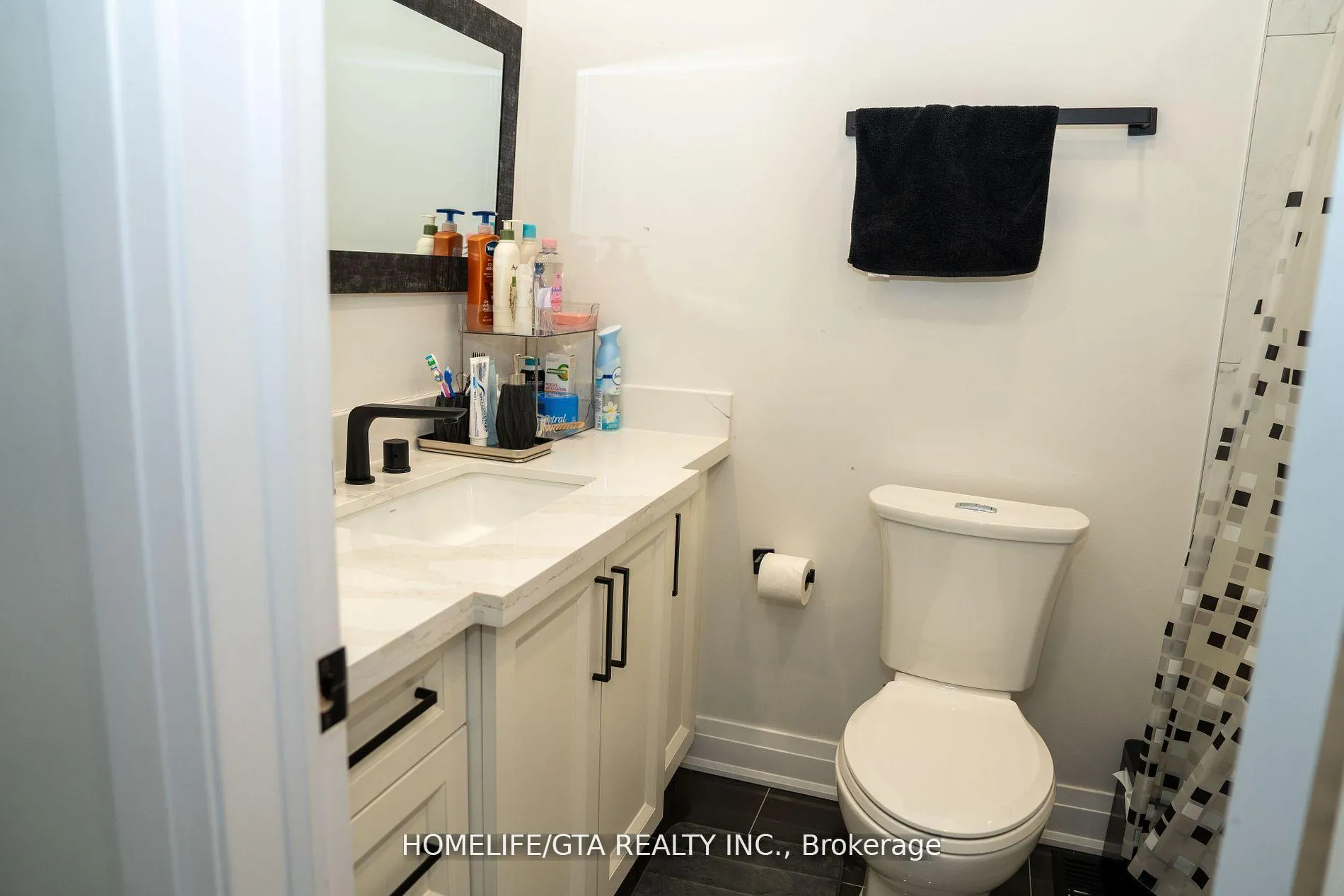 Photo 12 of 439 Rossland Road W, Oshawa, McLaughlin — HOMEH