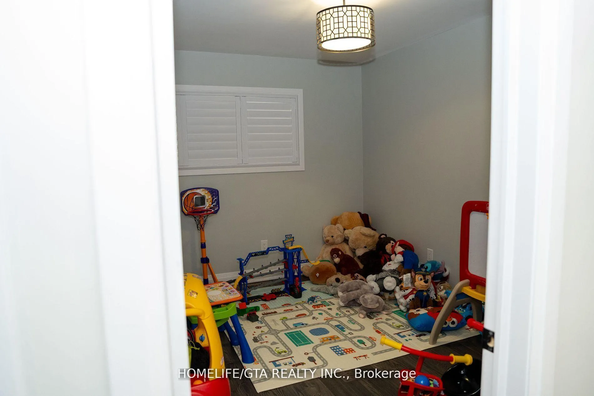 Photo 16 of 439 Rossland Road W, Oshawa, McLaughlin — HOMEH