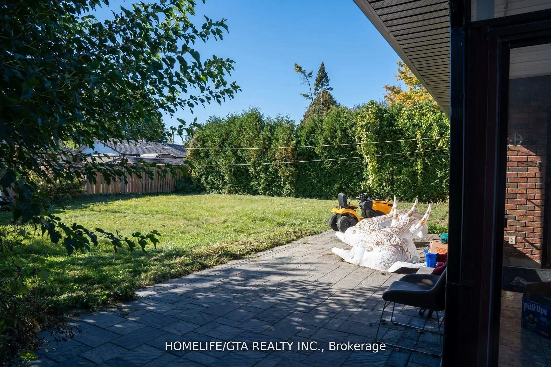 Photo 27 of 439 Rossland Road W, Oshawa, McLaughlin — HOMEH