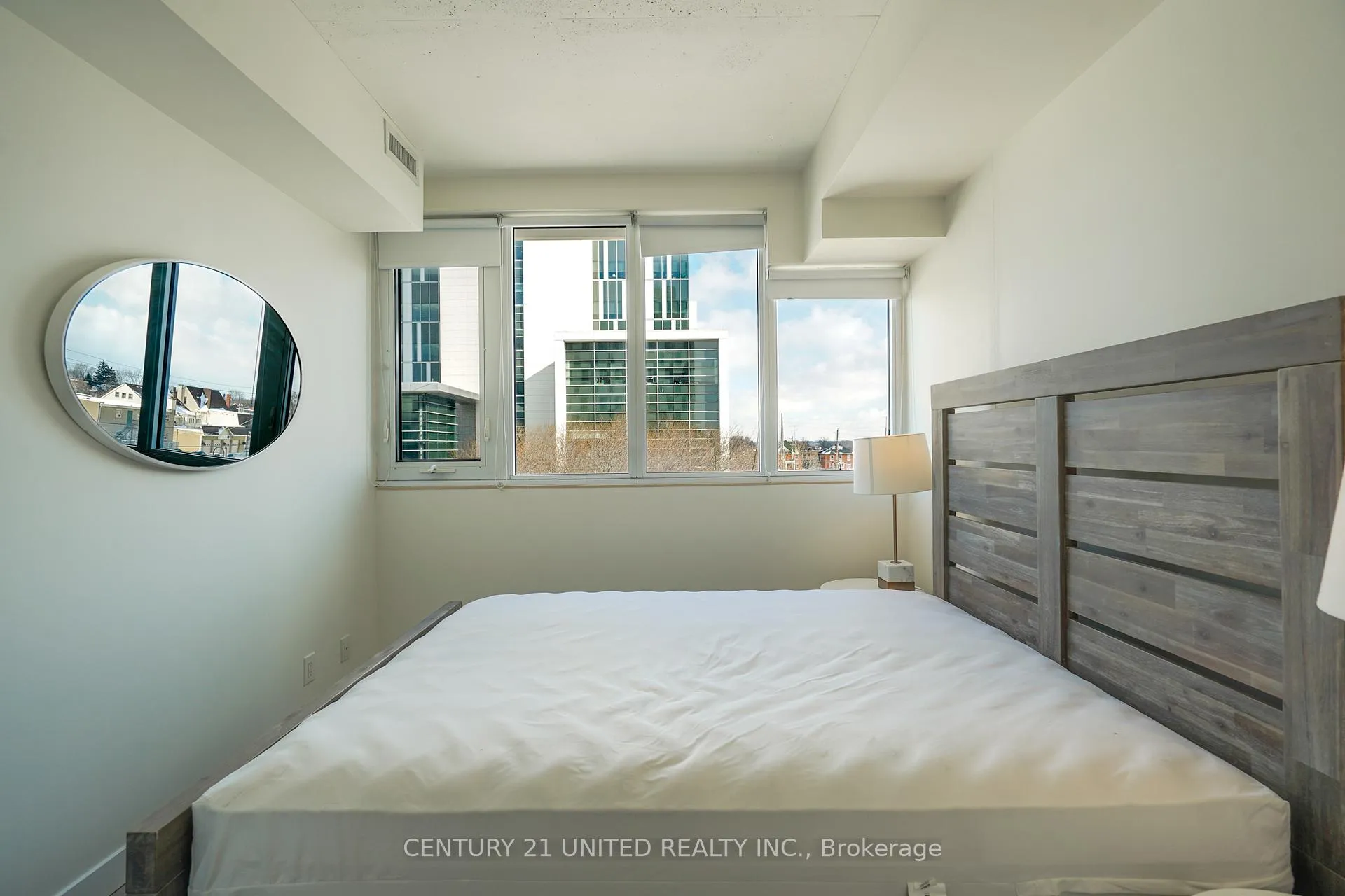 Photo 4 of Unit 314, 100 Bond Street E, Oshawa, O'Neill — HOMEH