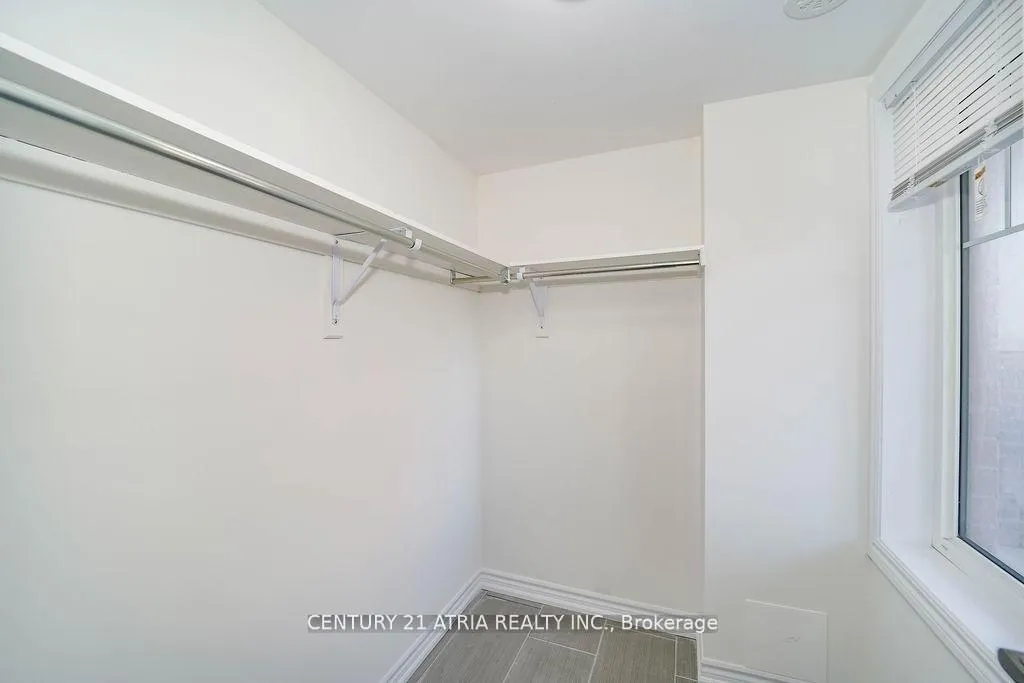 Photo 7 of 34 Isabella Peach Drive, Markham, Victoria Square — HOMEH