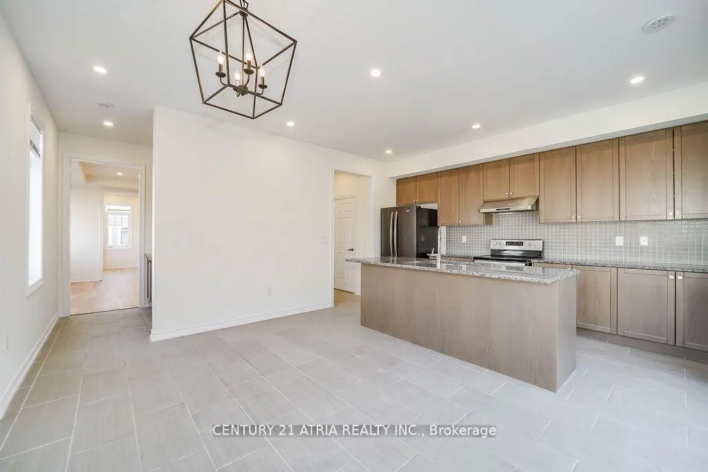 Photo 17 of 34 Isabella Peach Drive, Markham, Victoria Square — HOMEH