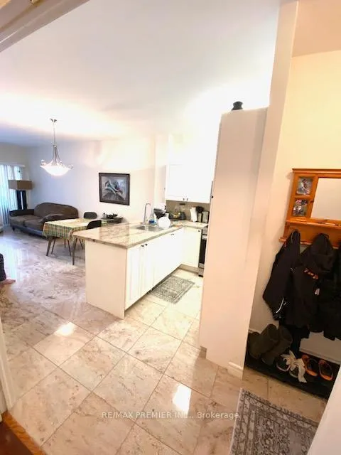 Photo 8 of Unit 115, 33 Wallace Street, Vaughan, West Woodbridge — HOMEH