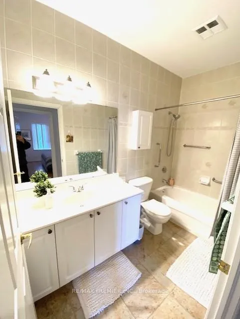 Photo 15 of Unit 115, 33 Wallace Street, Vaughan, West Woodbridge — HOMEH