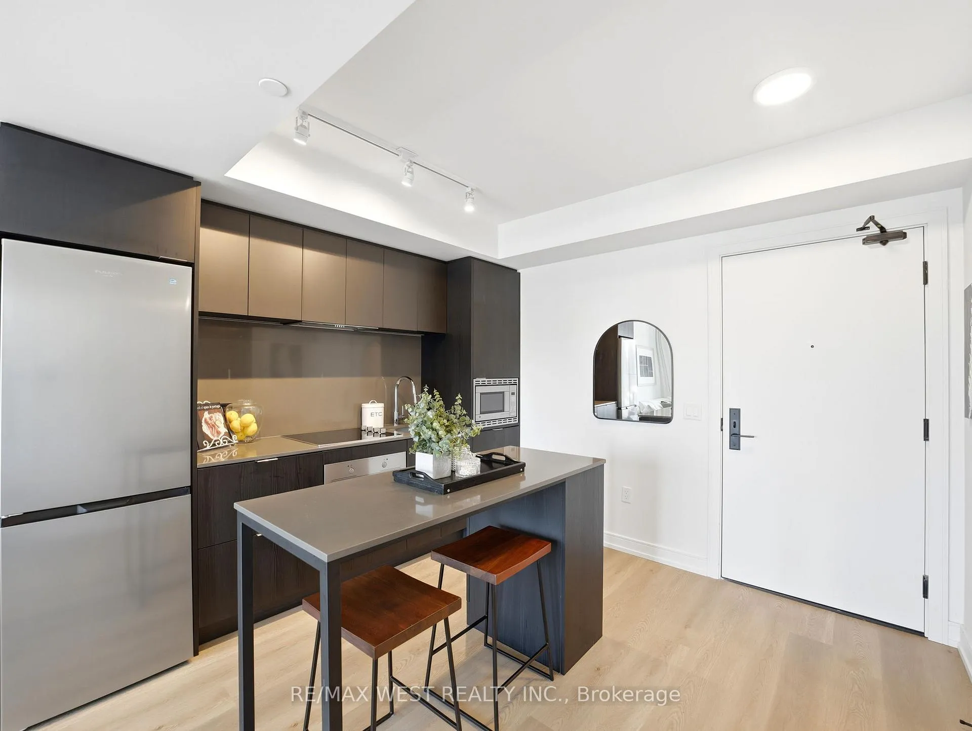 Photo 1 of Unit 912, 1 Jarvis Street, Hamilton, Beasley — HOMEH