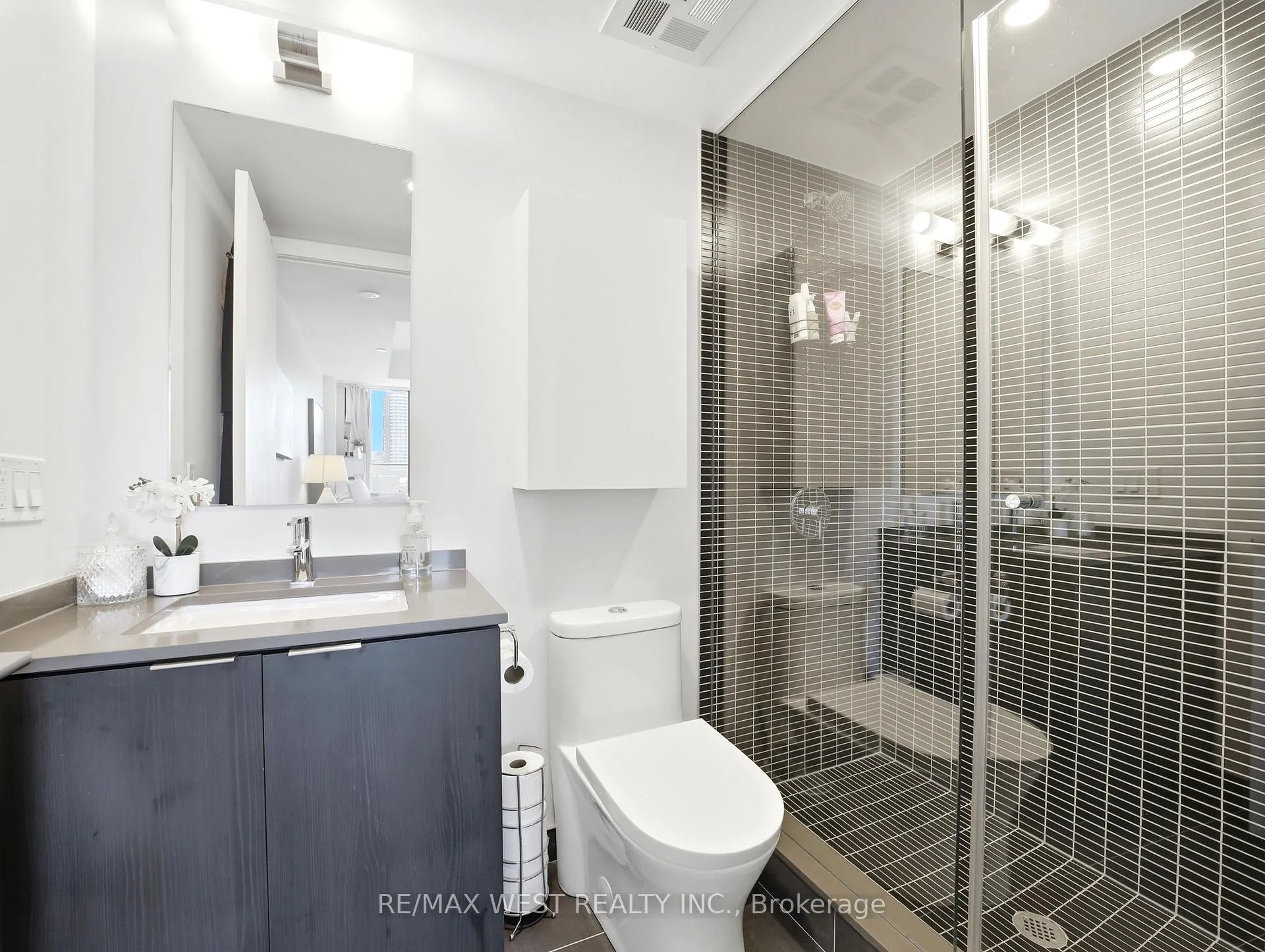 Photo 4 of Unit 912, 1 Jarvis Street, Hamilton, Beasley — HOMEH