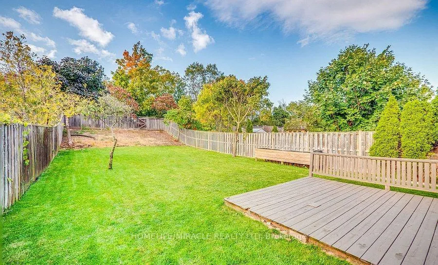 Photo 25 of 118 Mowat Crescent, Halton Hills, Georgetown — HOMEH
