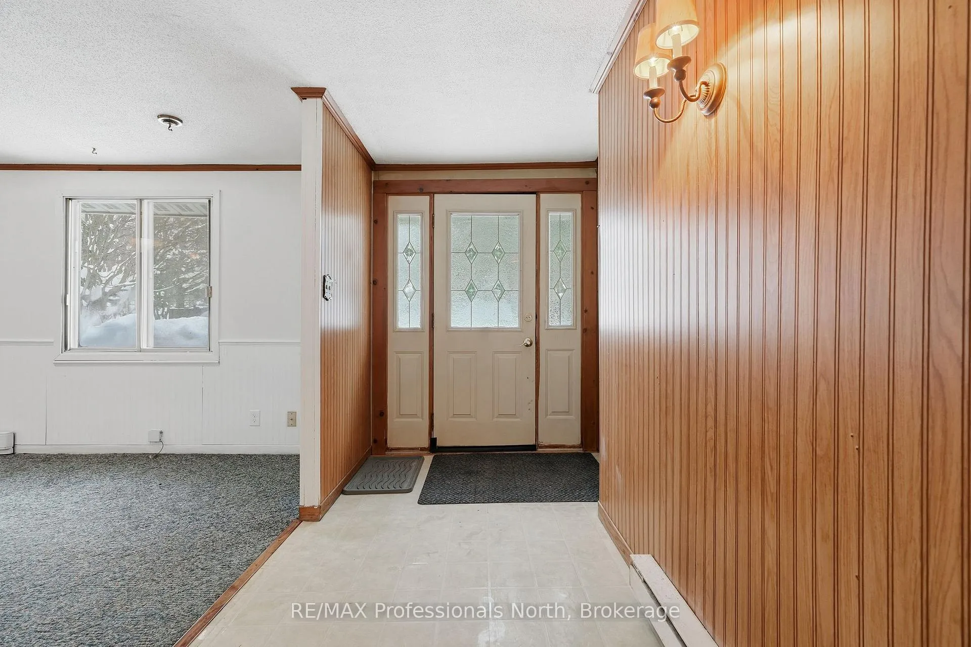Photo 6 of 25 Dudley Drive, Bracebridge, Macaulay — HOMEH