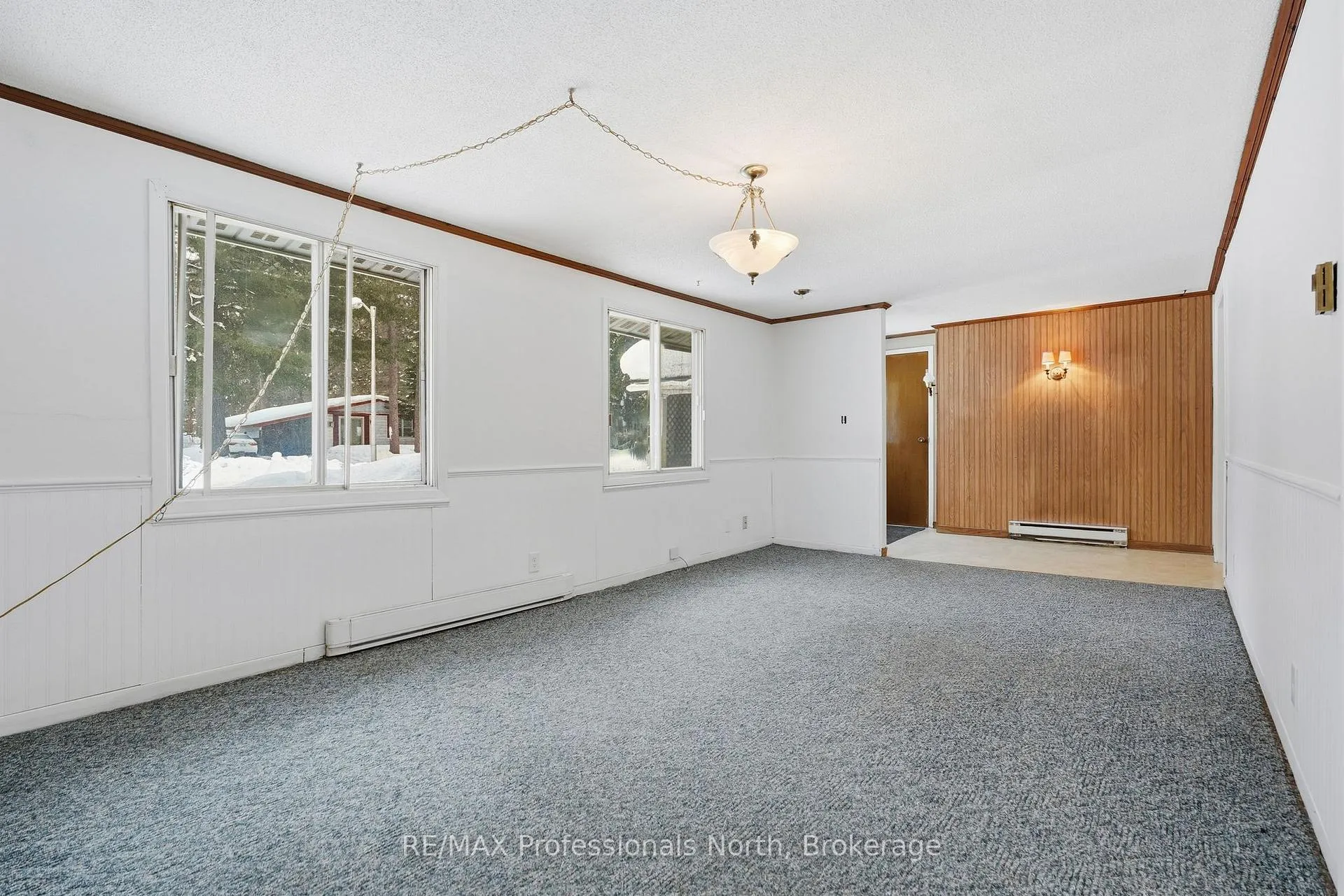 Photo 8 of 25 Dudley Drive, Bracebridge, Macaulay — HOMEH