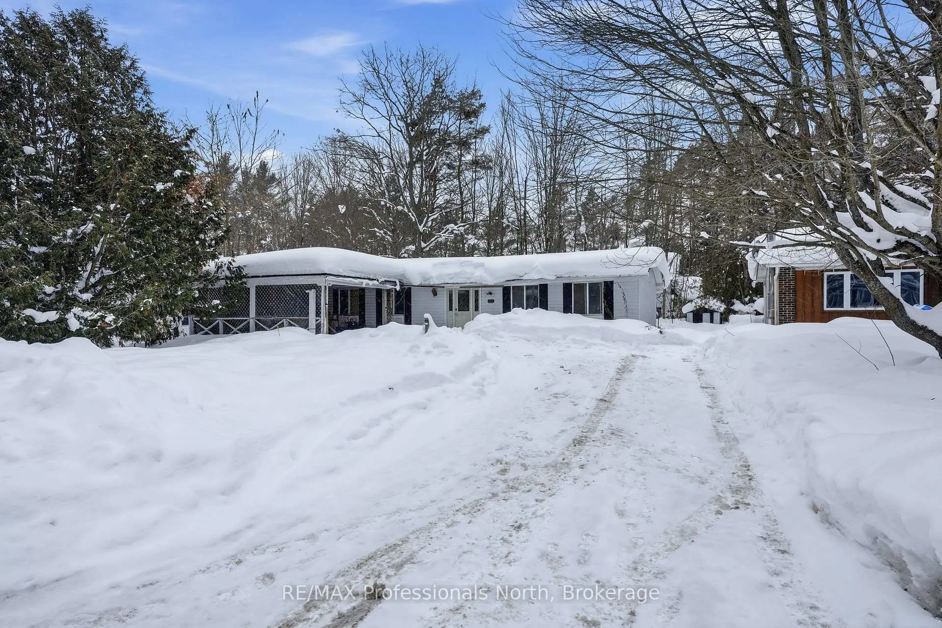 Photo 32 of 25 Dudley Drive, Bracebridge, Macaulay — HOMEH