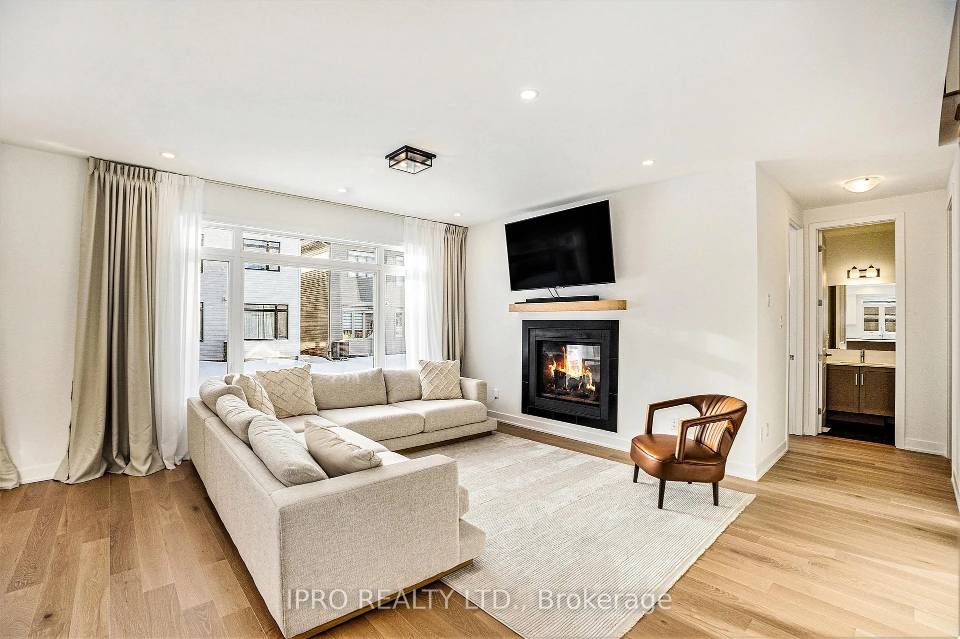 Photo 6 of 1115 Rotary Way, Ottawa, Leitrim — HOMEH