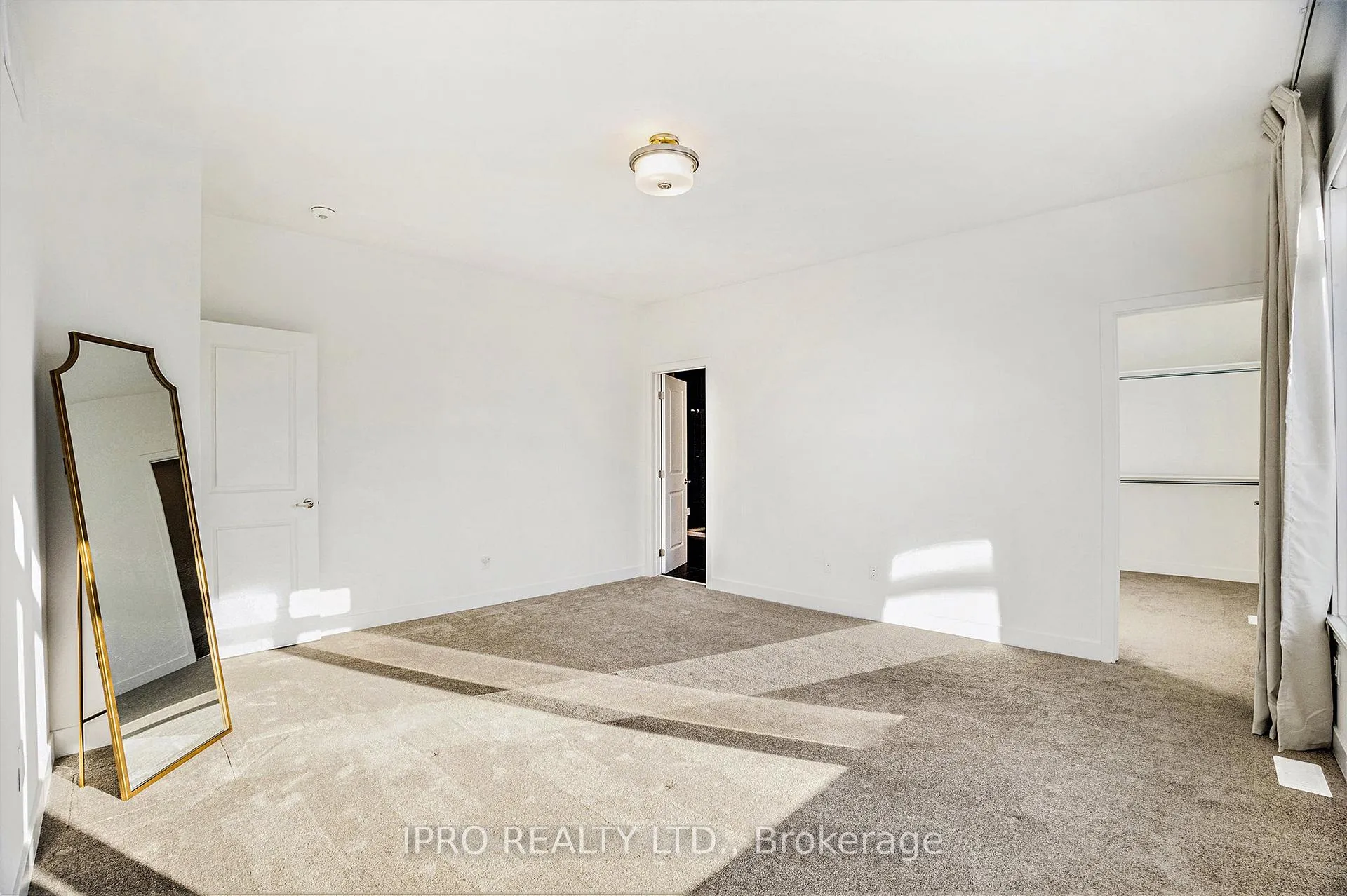 Photo 14 of 1115 Rotary Way, Ottawa, Leitrim — HOMEH