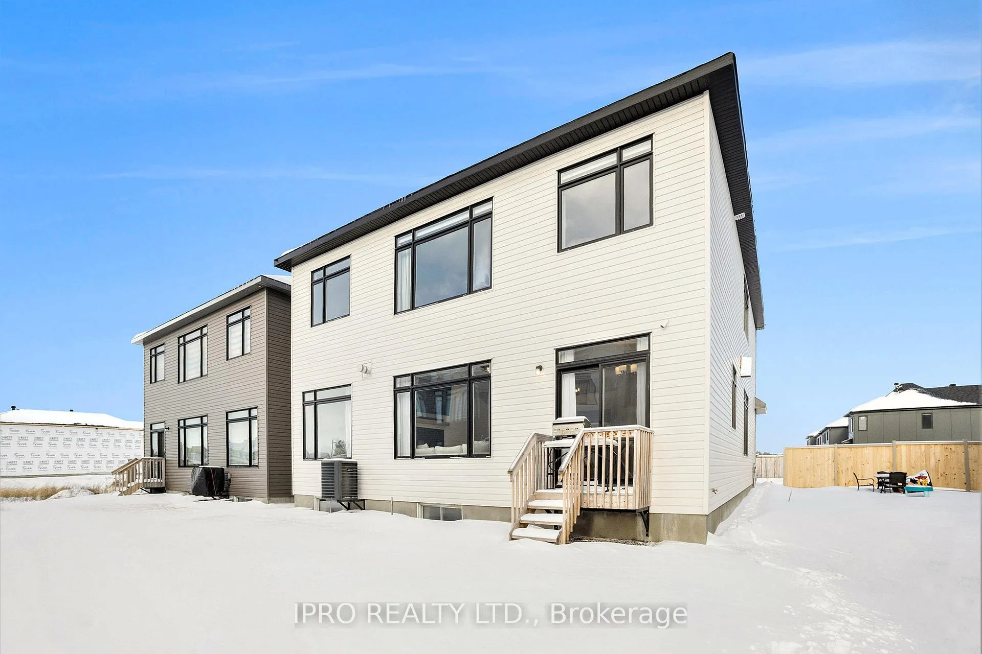 Photo 26 of 1115 Rotary Way, Ottawa, Leitrim — HOMEH