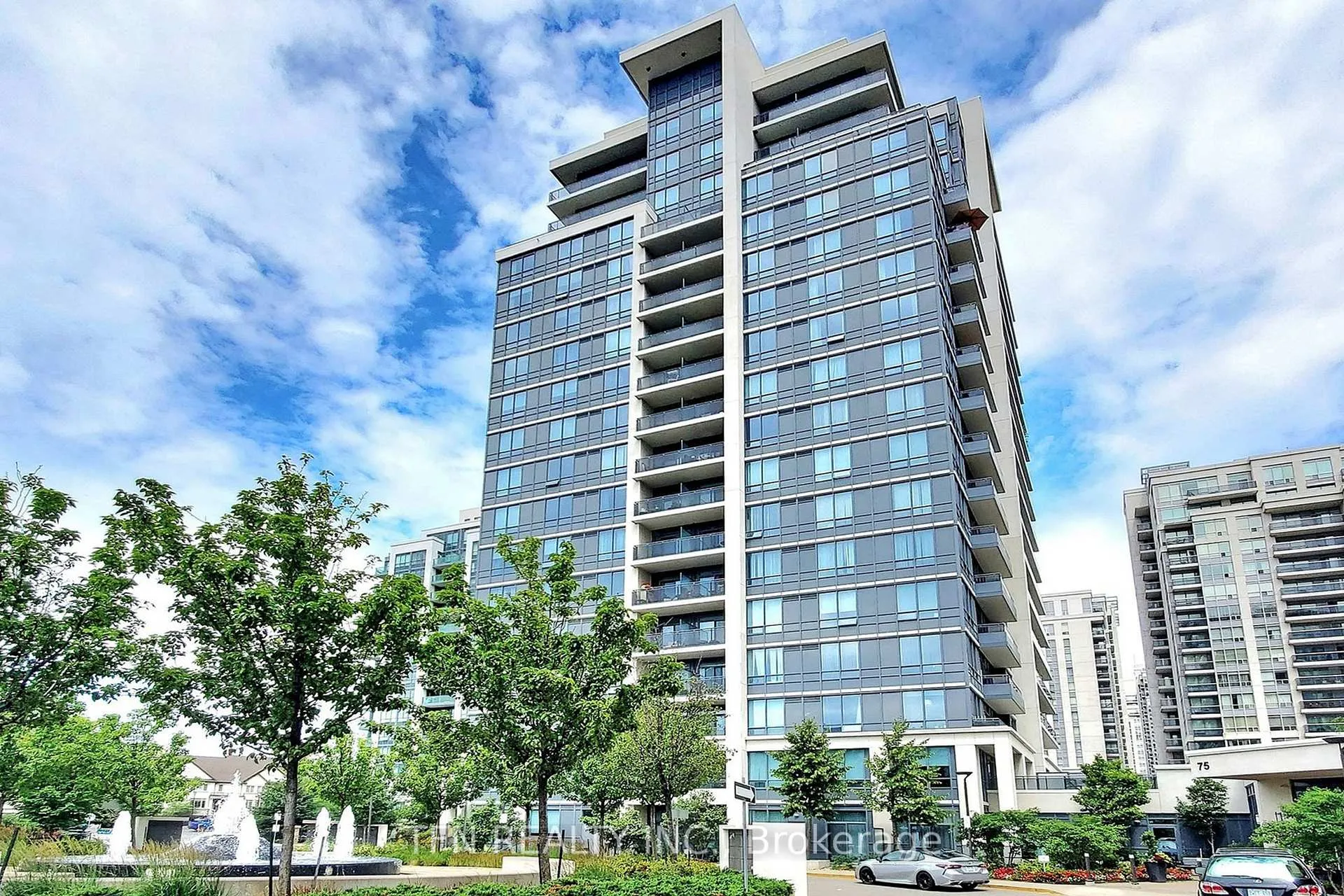 Front of Unit 1108, 85 North Park Road