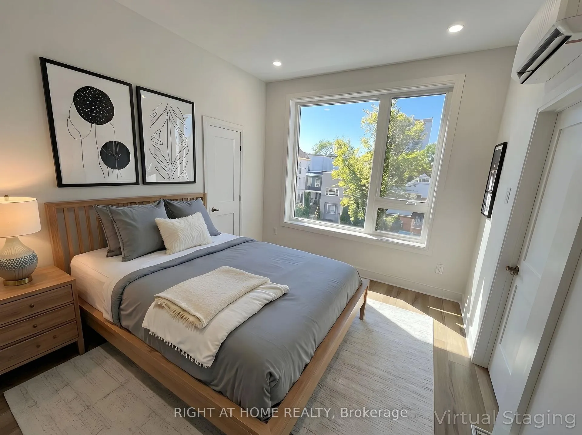Photo 3 of Unit 3, 55 Camberwell Road, Toronto, Humewood-Cedarvale — HOMEH