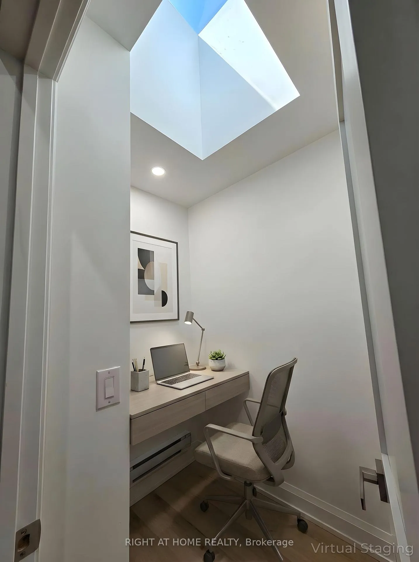 Photo 9 of Unit 3, 55 Camberwell Road, Toronto, Humewood-Cedarvale — HOMEH