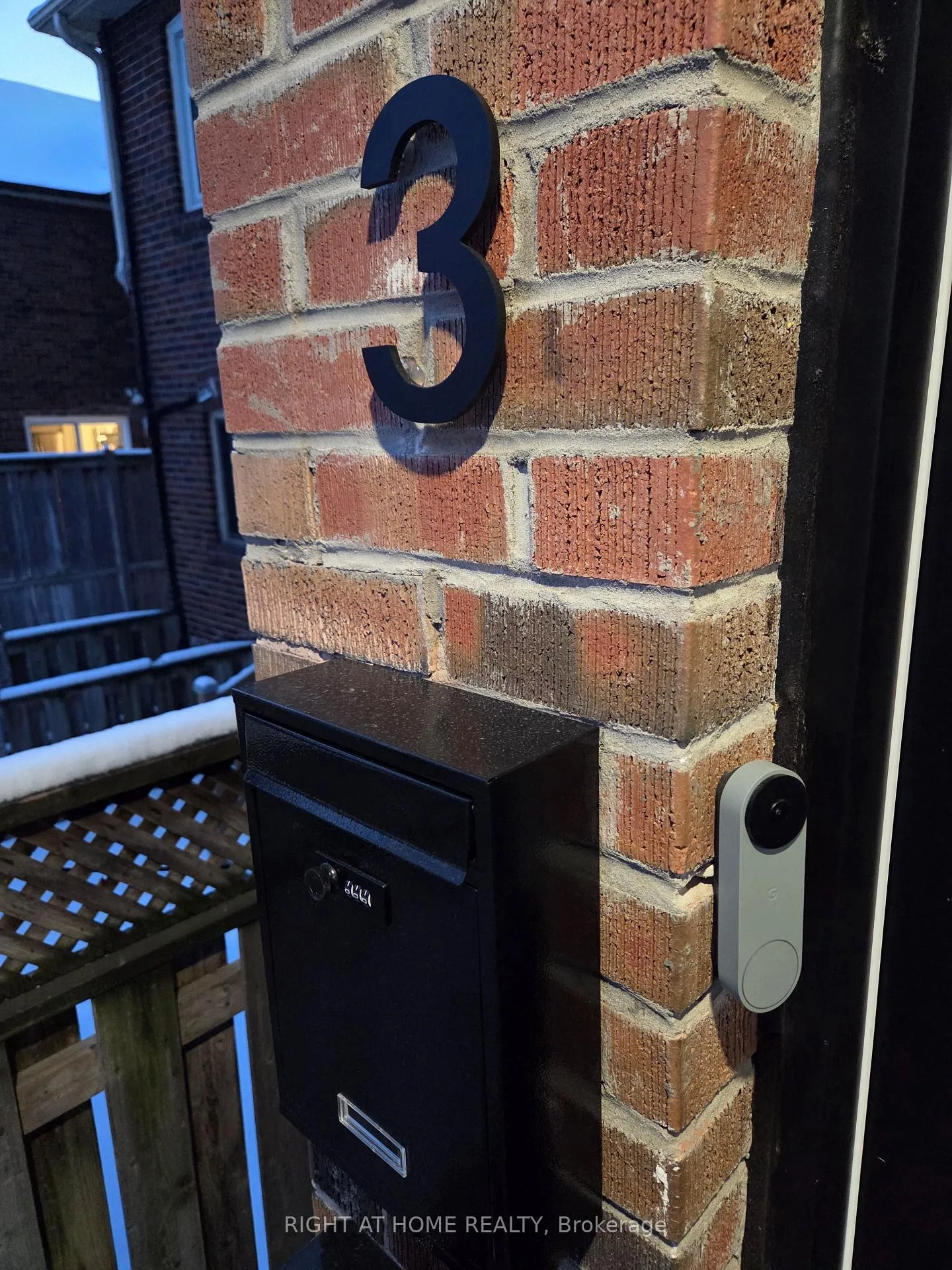 Photo 11 of Unit 3, 55 Camberwell Road, Toronto, Humewood-Cedarvale — HOMEH